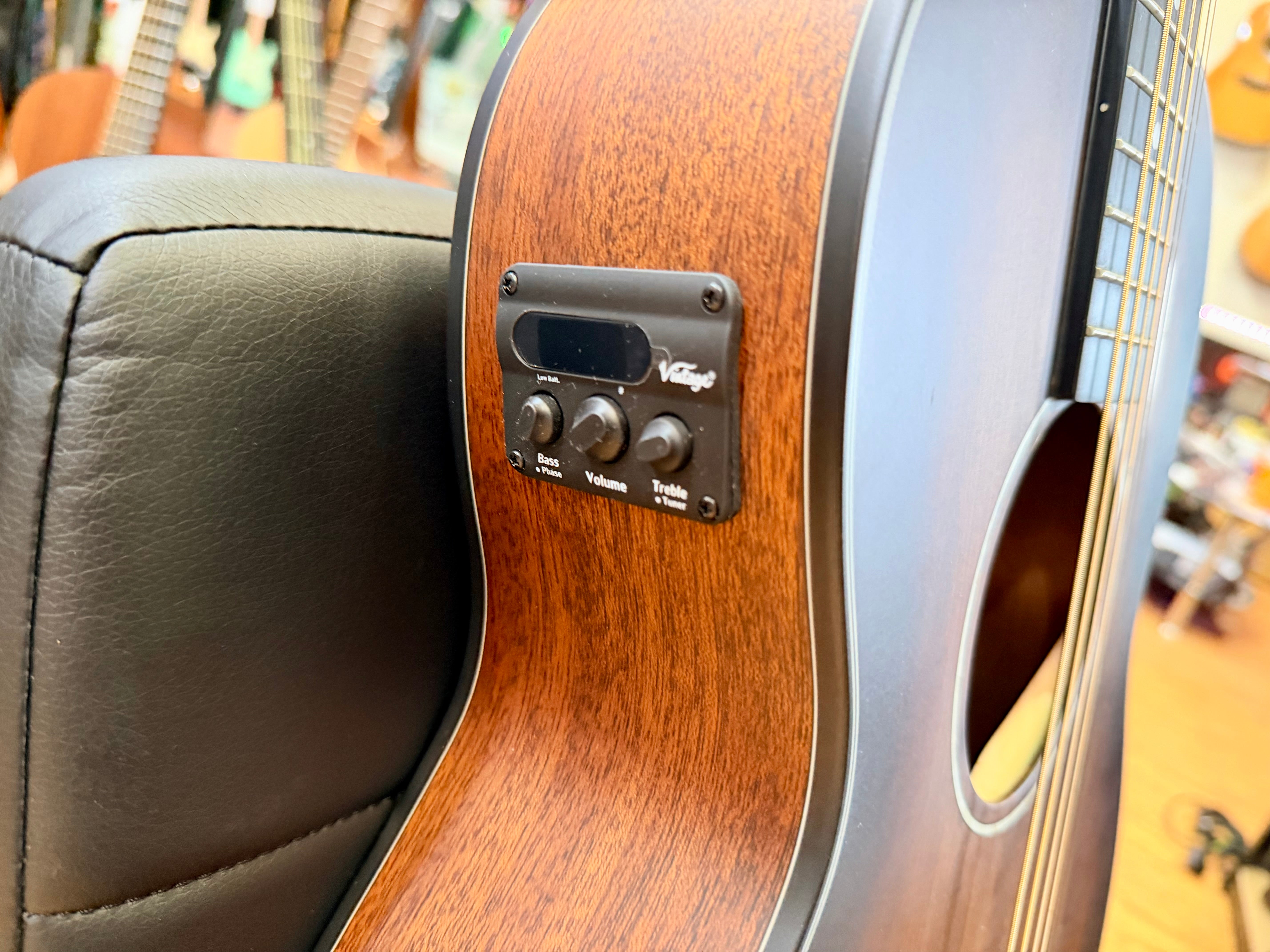 ⚡️NEW⚡️ Vintage VE1800AQ Stage Series Parlour Electro Acoustic Guitar~ Antiqued!