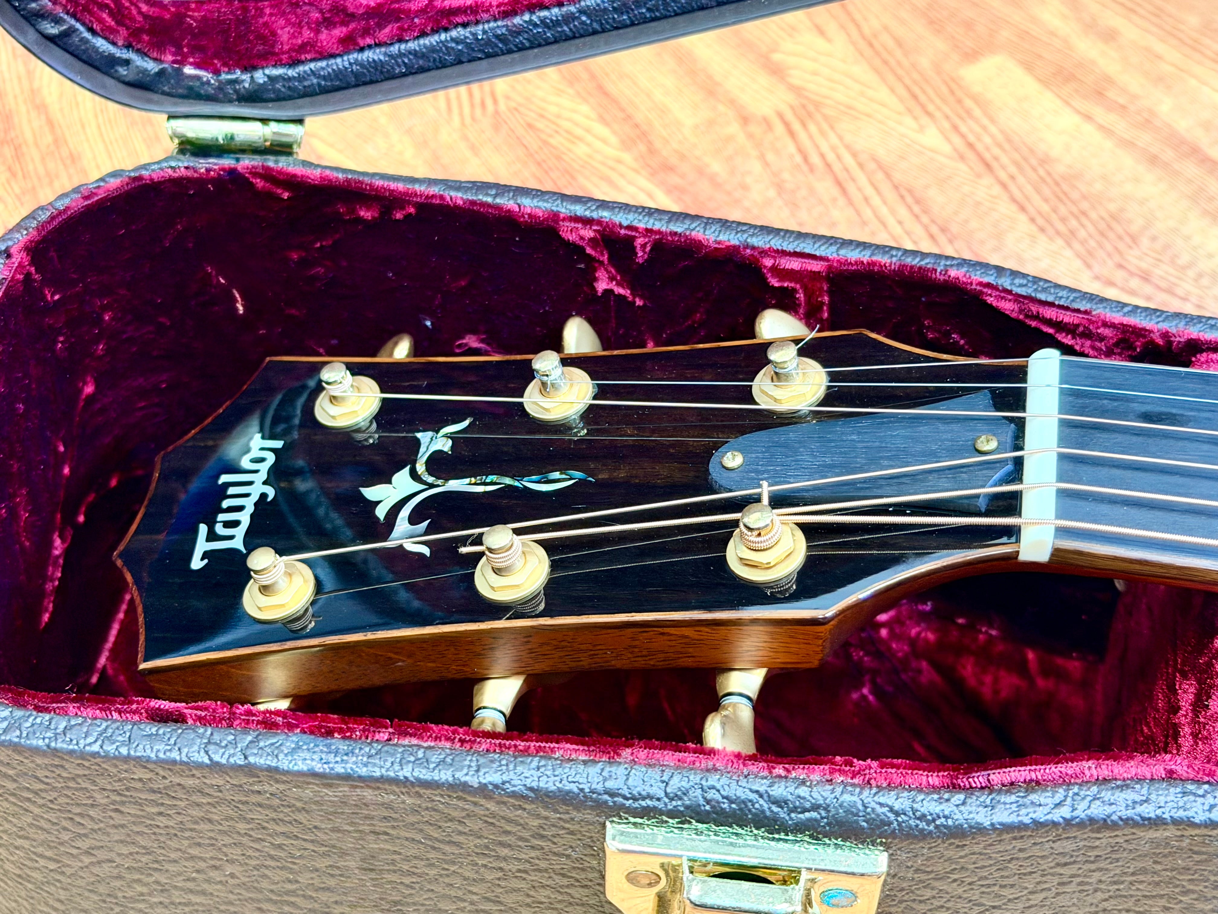 ✨BEAUTIFUL✨ 2011 Taylor 914ce Grand Auditorium~ Cindy Inlay~ Electro Acoustic!