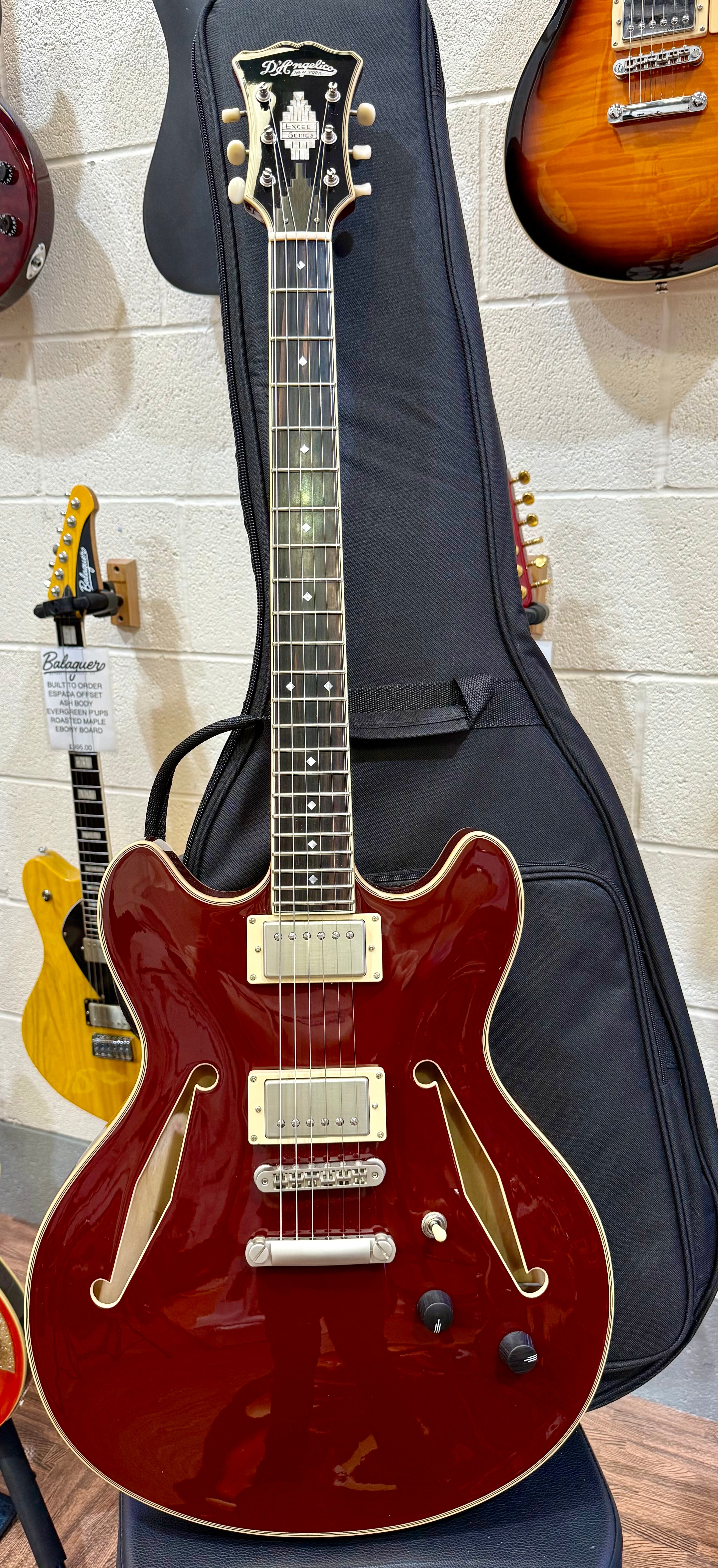 🌟MINT🌟 D’Angelico Excel Series DC Tour Hollowbody Centre Block~ Solid Wine Red