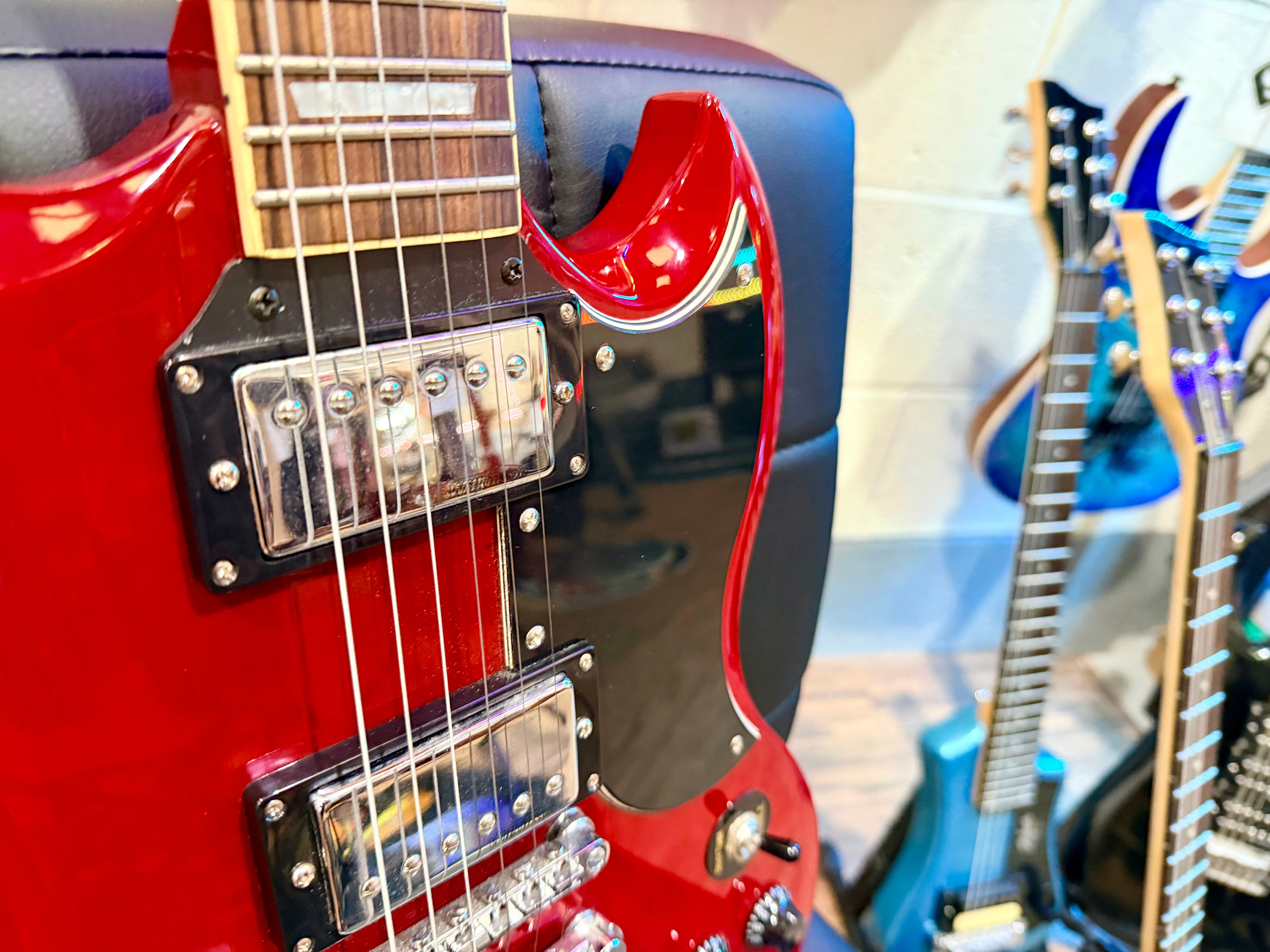 🍒 Vintage VS6 Reissued Electric Guitar~ Cherry Red~ SG Style 🍒