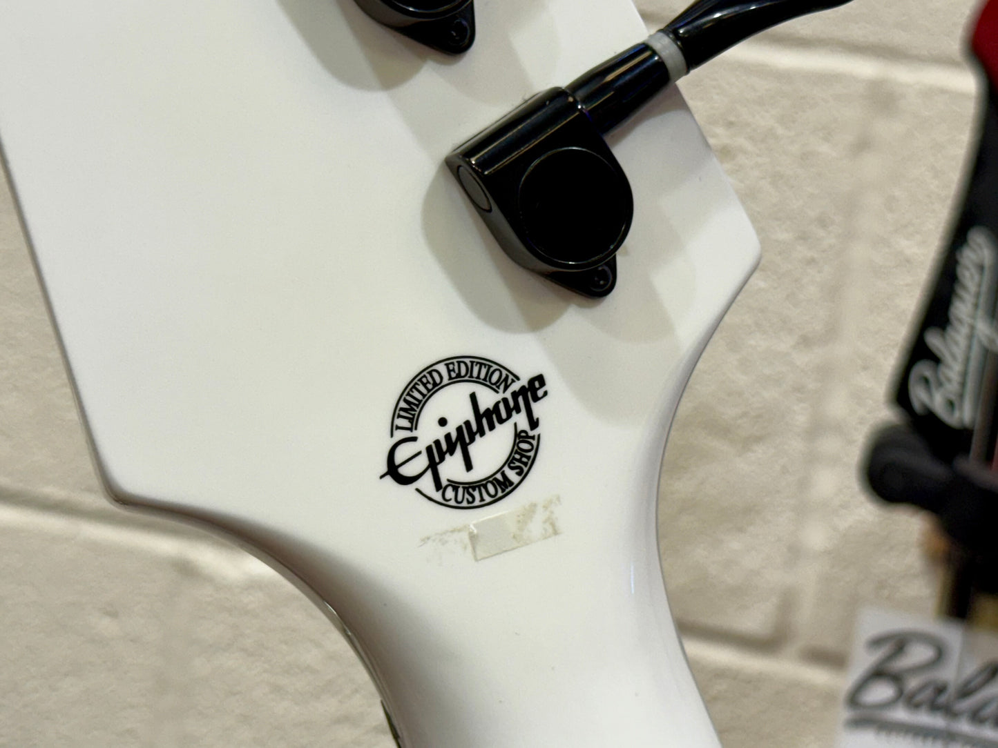 🔥RARE WHITE🔥 Epiphone Thunderbird T-Bird Bass~ Made In Korea~ 2007 Model!