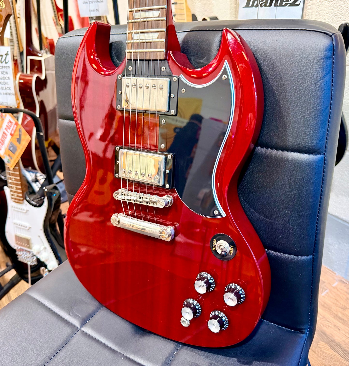 🍒2015🍒 Epiphone SG G-400 Pro~ Heritage Cherry Red Electric Guitar!