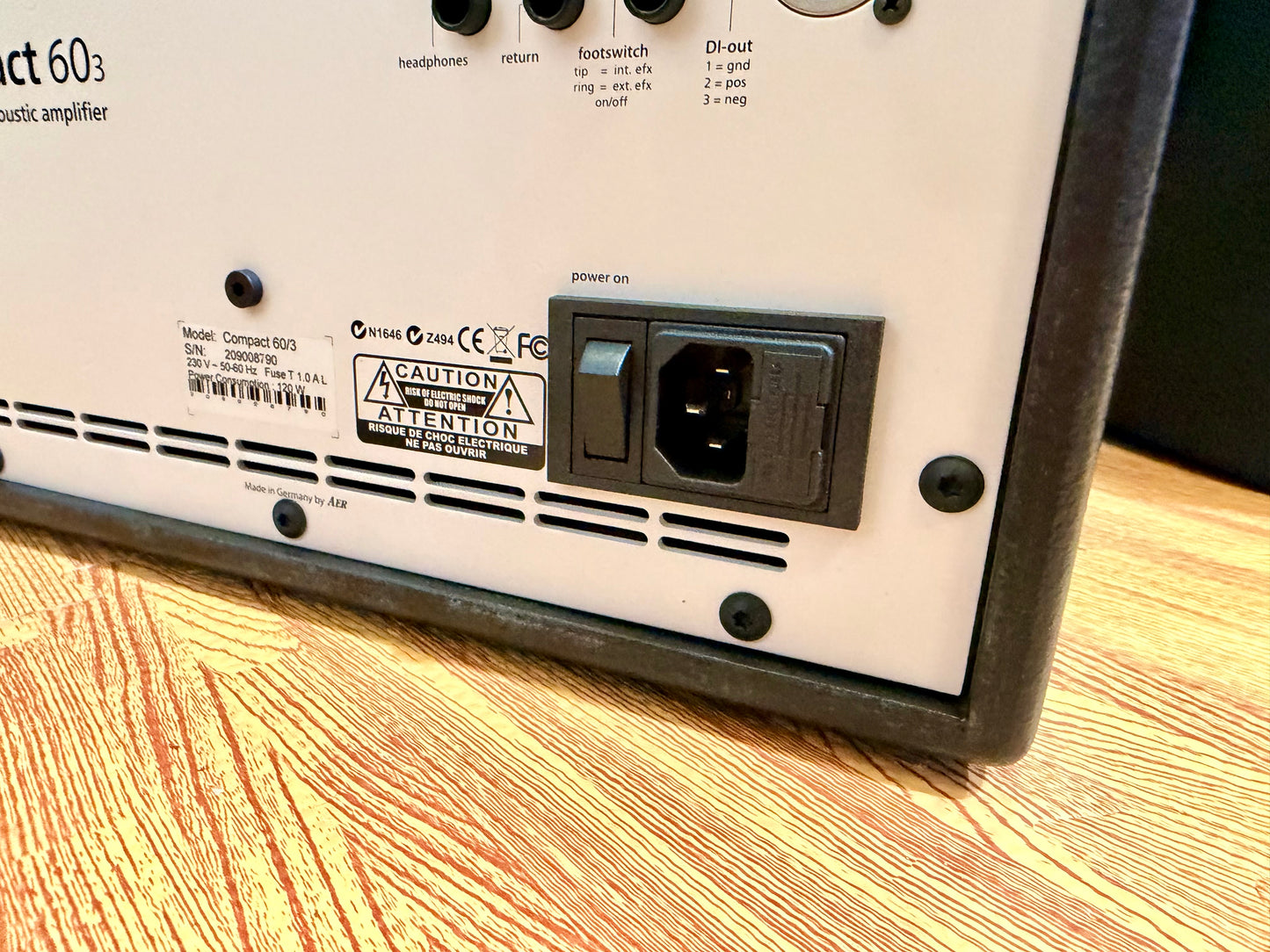 🎸 AER Compact 60 MK3 III 60/3 Acoustic Amp Guitar Combo Amplifier + Gig Bag 🎸