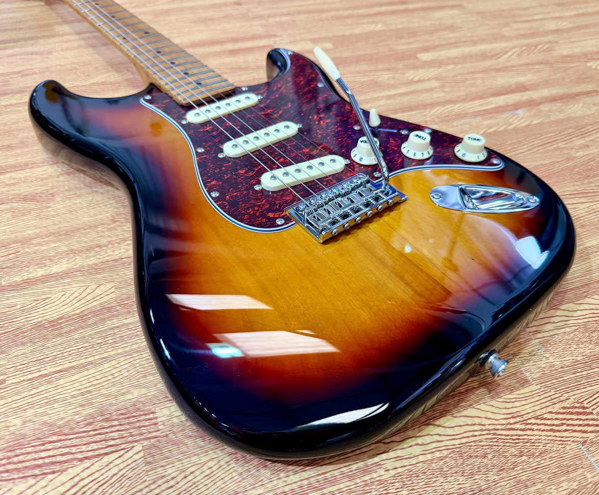 Jet JS-300 Electric Guitar~ Sunburst~ Roasted Maple~ Strat~ 2026!