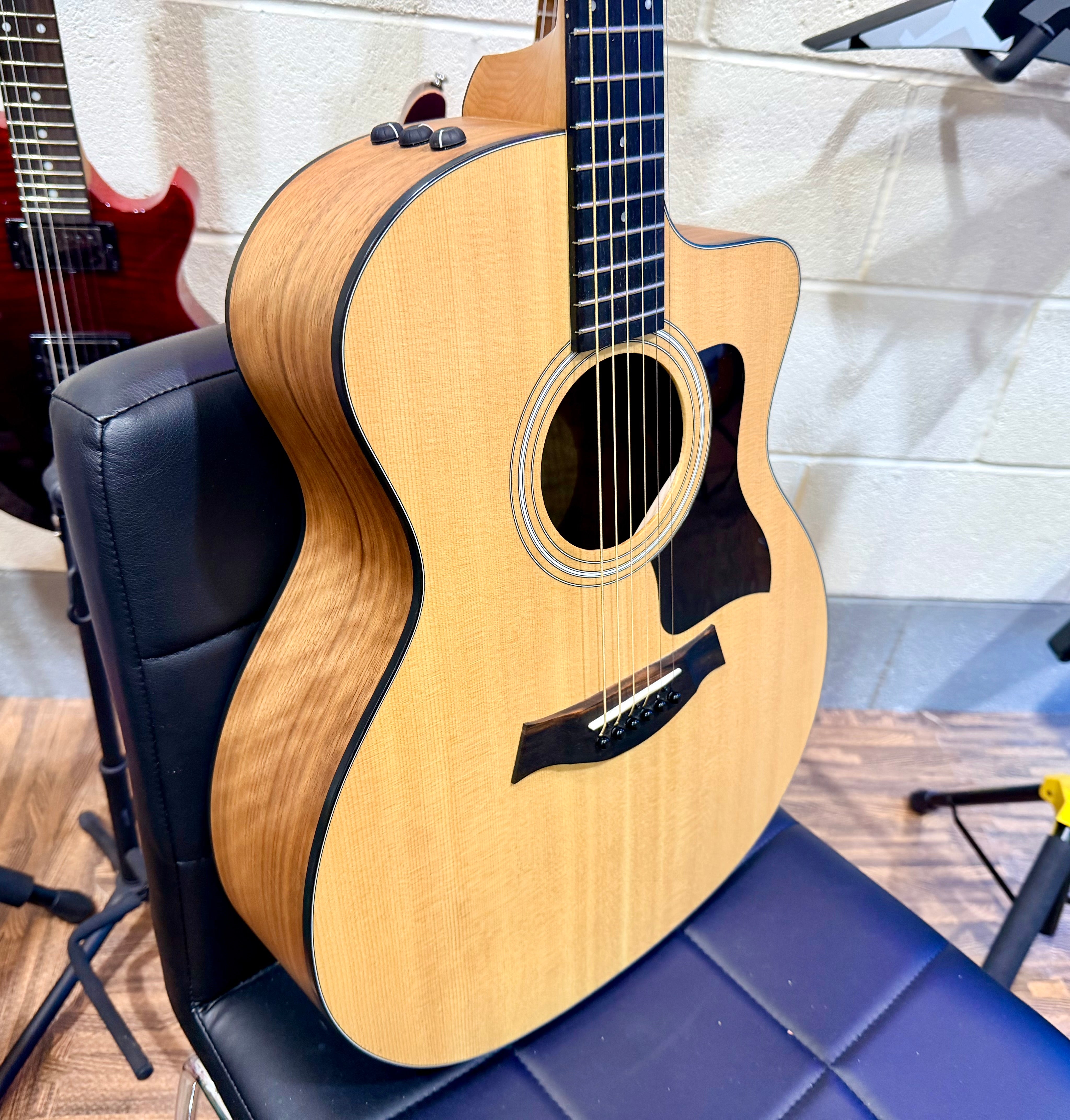 🌟MINT🌟 Taylor 114ce Grand Auditorium Electro Acoustic Guitar~ Natural~ Gig Bag!