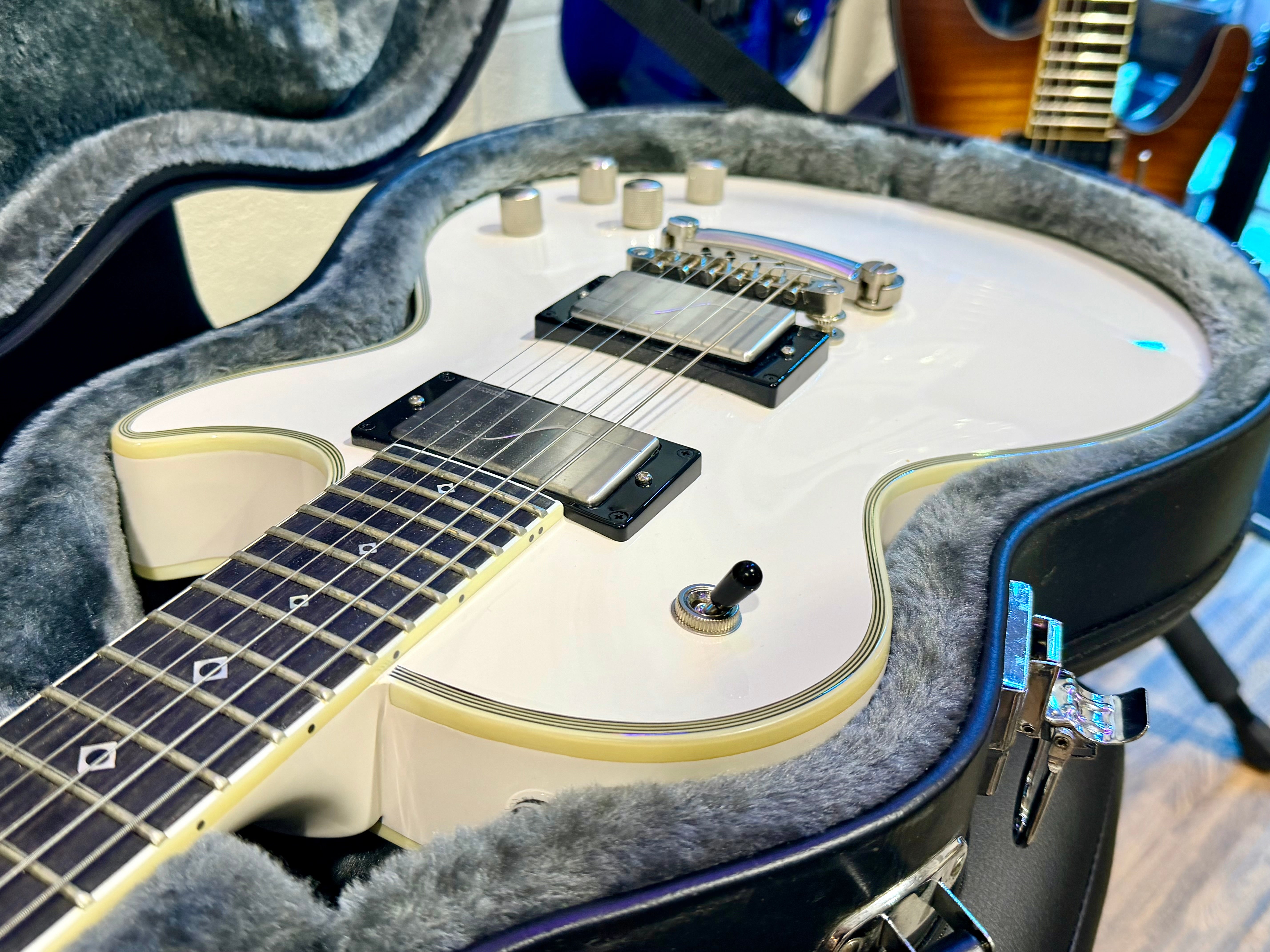 🔥MINT🔥 Epiphone Jerry Cantrell Les Paul Custom Prophecy~ Bone White~ Hard Case