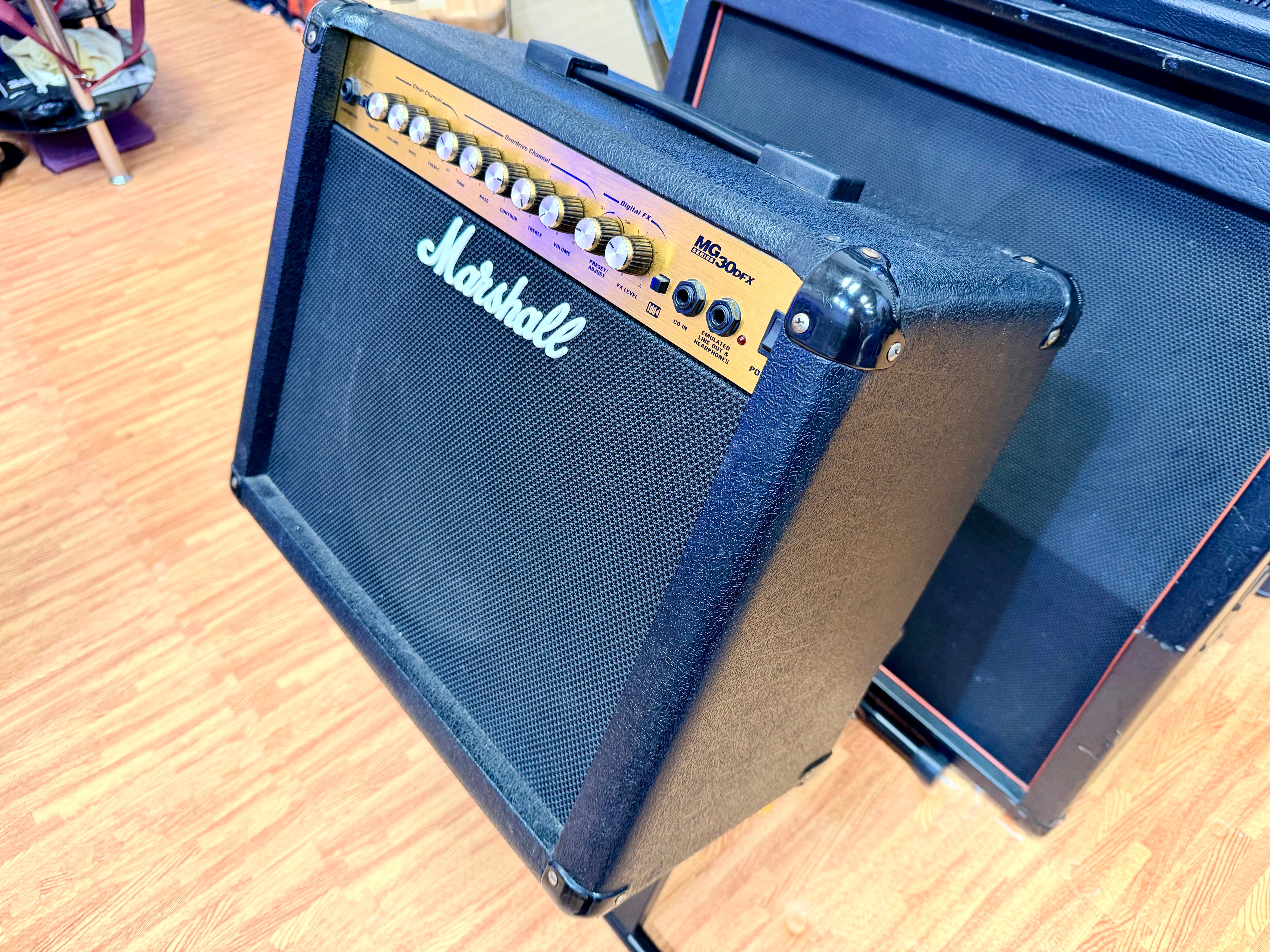 ๐ธ Marshall MG30DFX Guitar Combo Amplifier~ 30w Amp~ 10โ Speaker ๐ธ