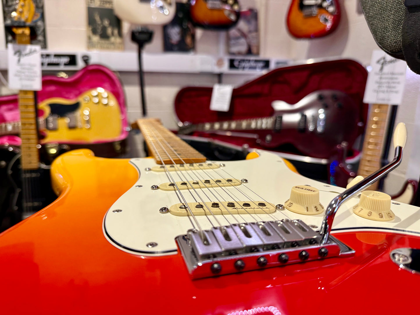 ☀️LIMITED EDITION☀️ Fender Player Plus Stratocaster ~ Tequila Sunrise~ Mexican!