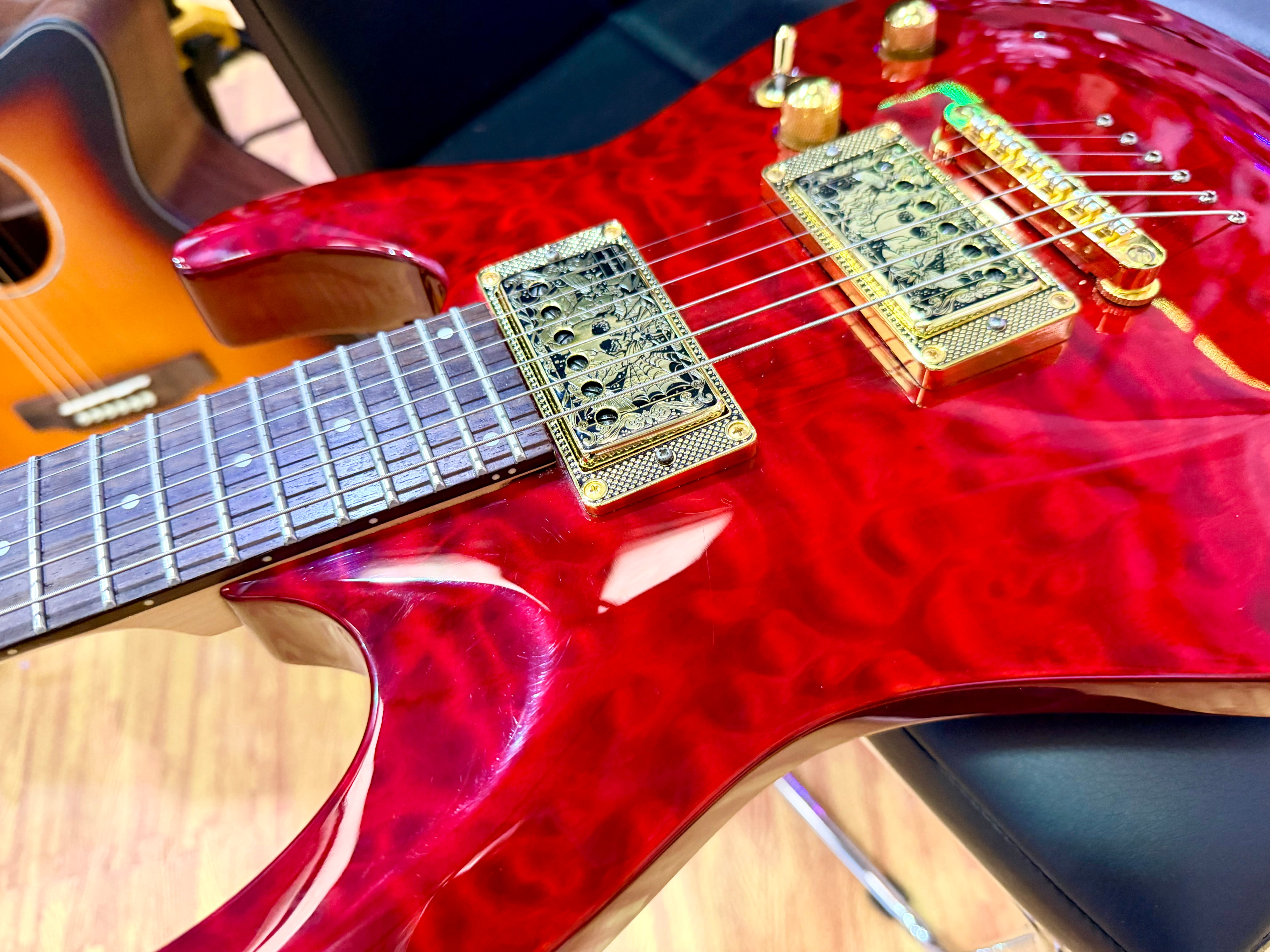 π₯2012π₯ ESP LTD MH-100QM NT See Thru Black Cherry~ Gold Hardware Guyker Lockers