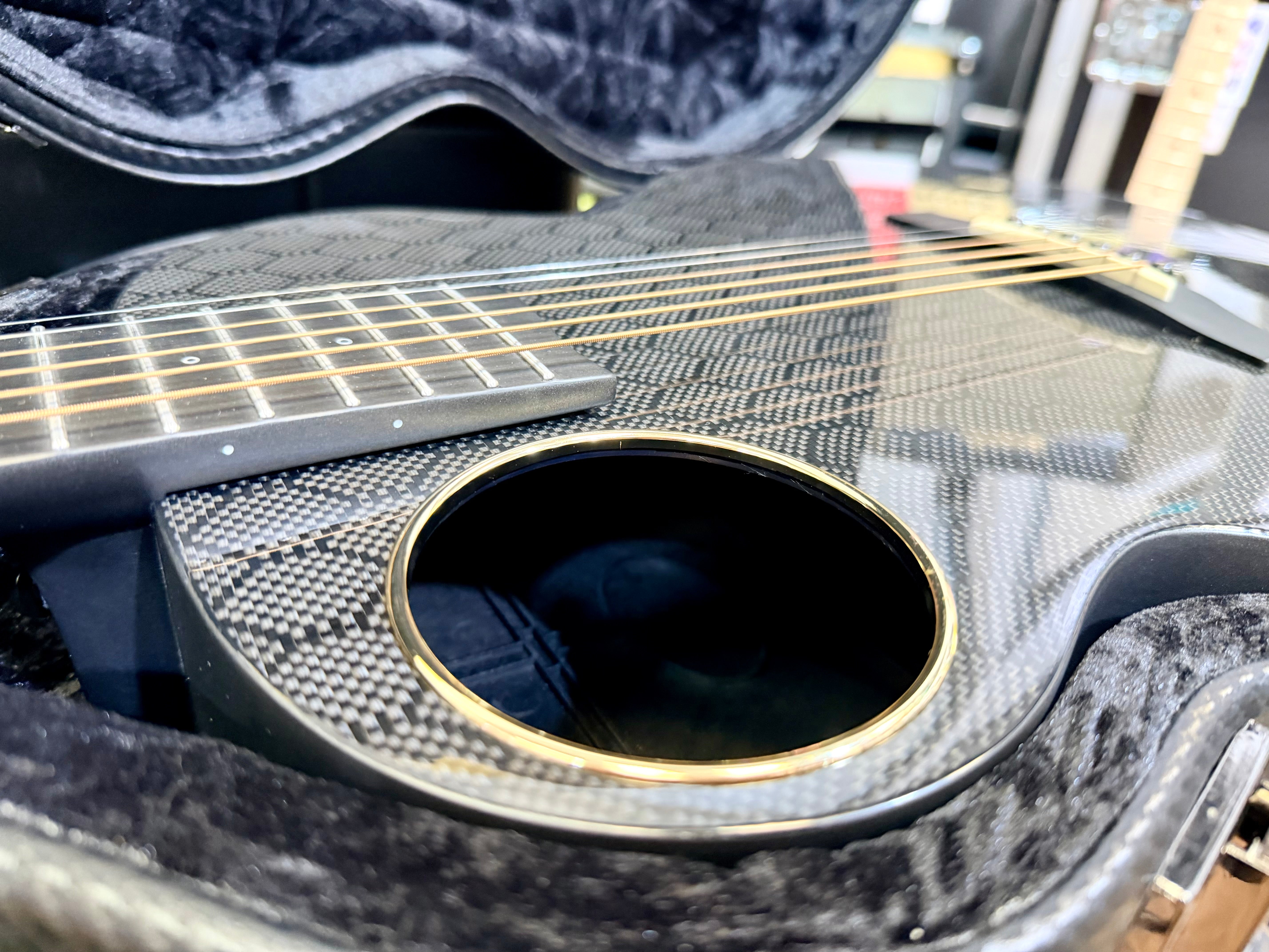 🔥MINT🔥 Enya X4 Pro Mini/EQ Carbon Fibre Electro-Acoustic Smart Guitar + Case!