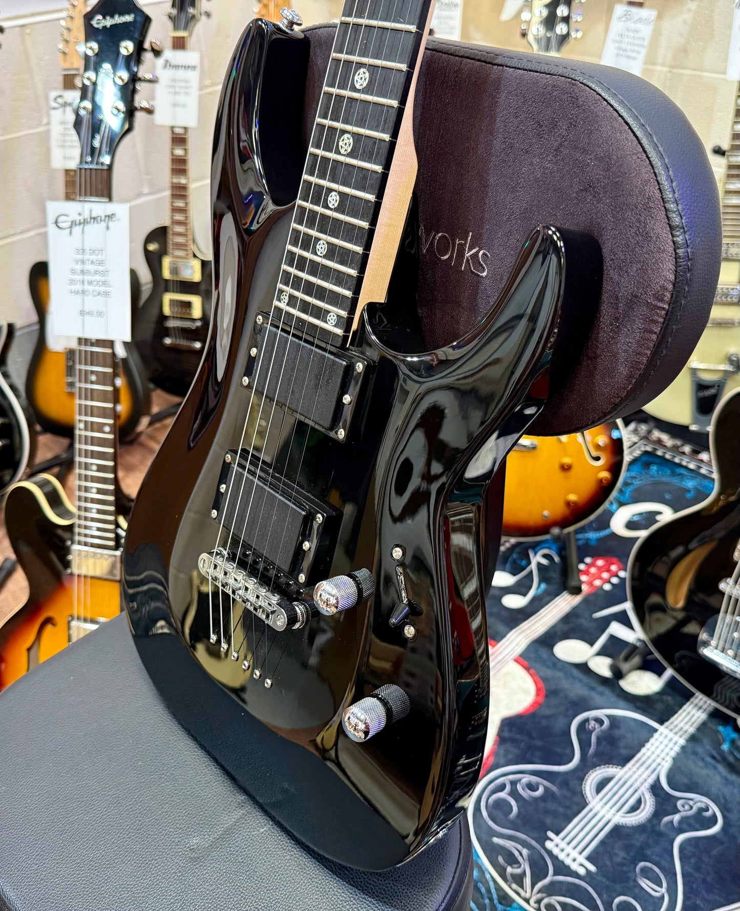 ๐2021๐ LTD by ESP MH-10 Hardtail Super Strat~ Gloss Black Electric Guitar!