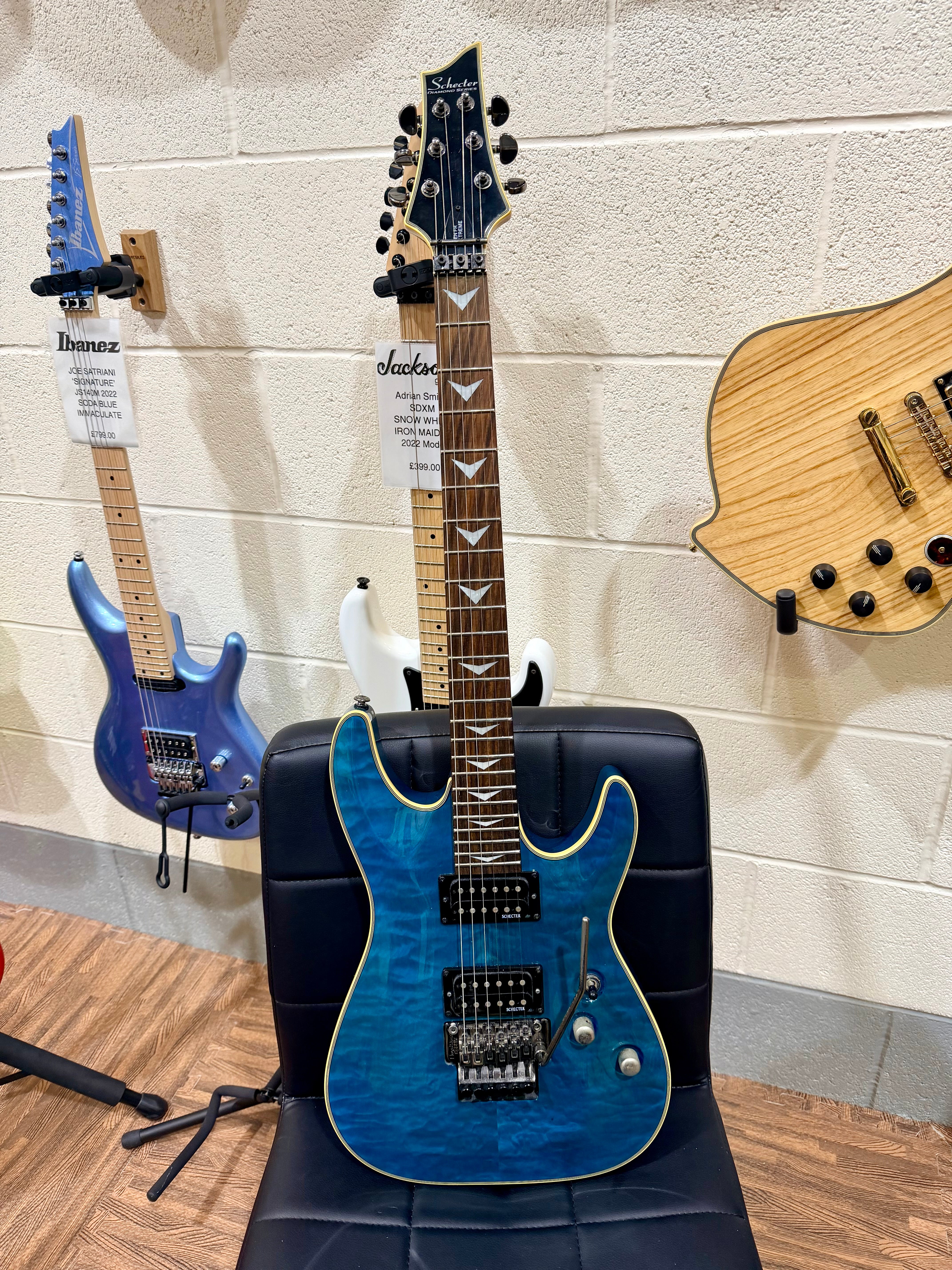 π₯2009π₯ Schecter Omen Extreme 6 FR~ Ocean Blue Burst~ Floyd Rose Model!