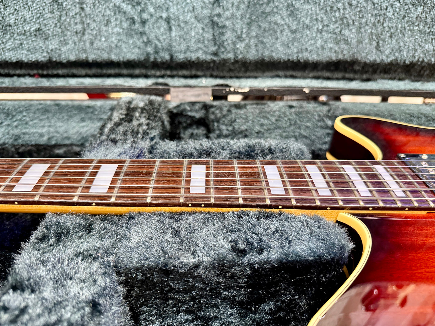š„MINTš„ Ibanez Prestige Roadcore RC1320-DBS ~ Dark Brown Sunburst~ Hard Case!