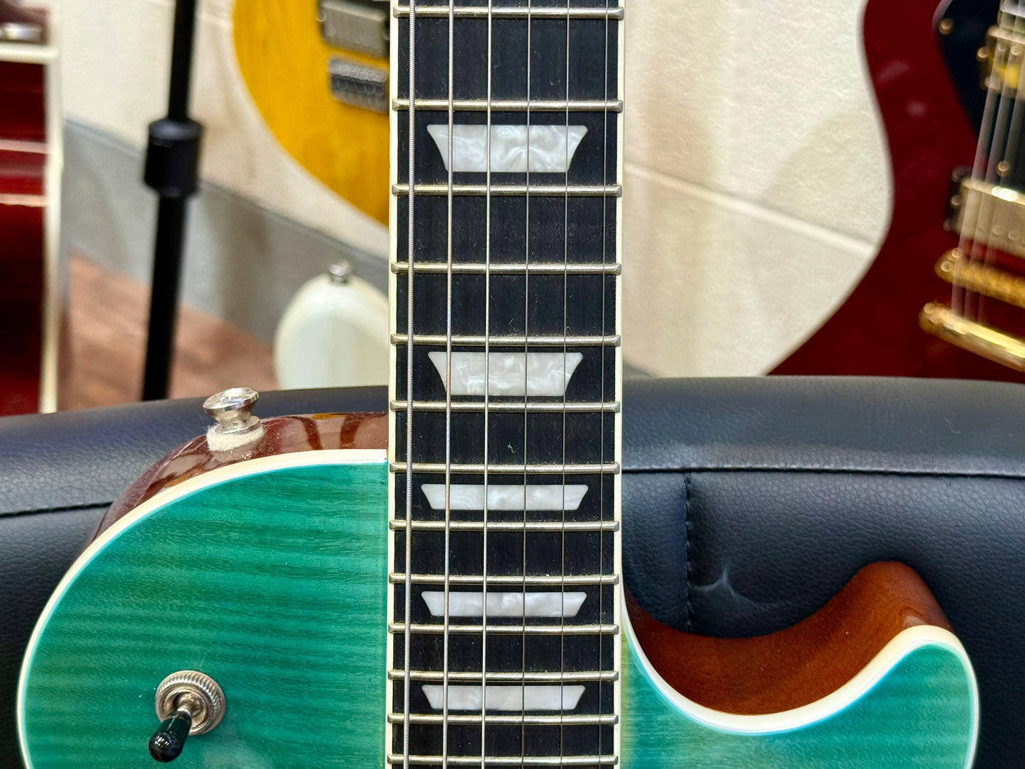 🌟 Epiphone Les Paul Modern Figured~ Caribbean Blue Fade~ Inspired By Gibson 🌟