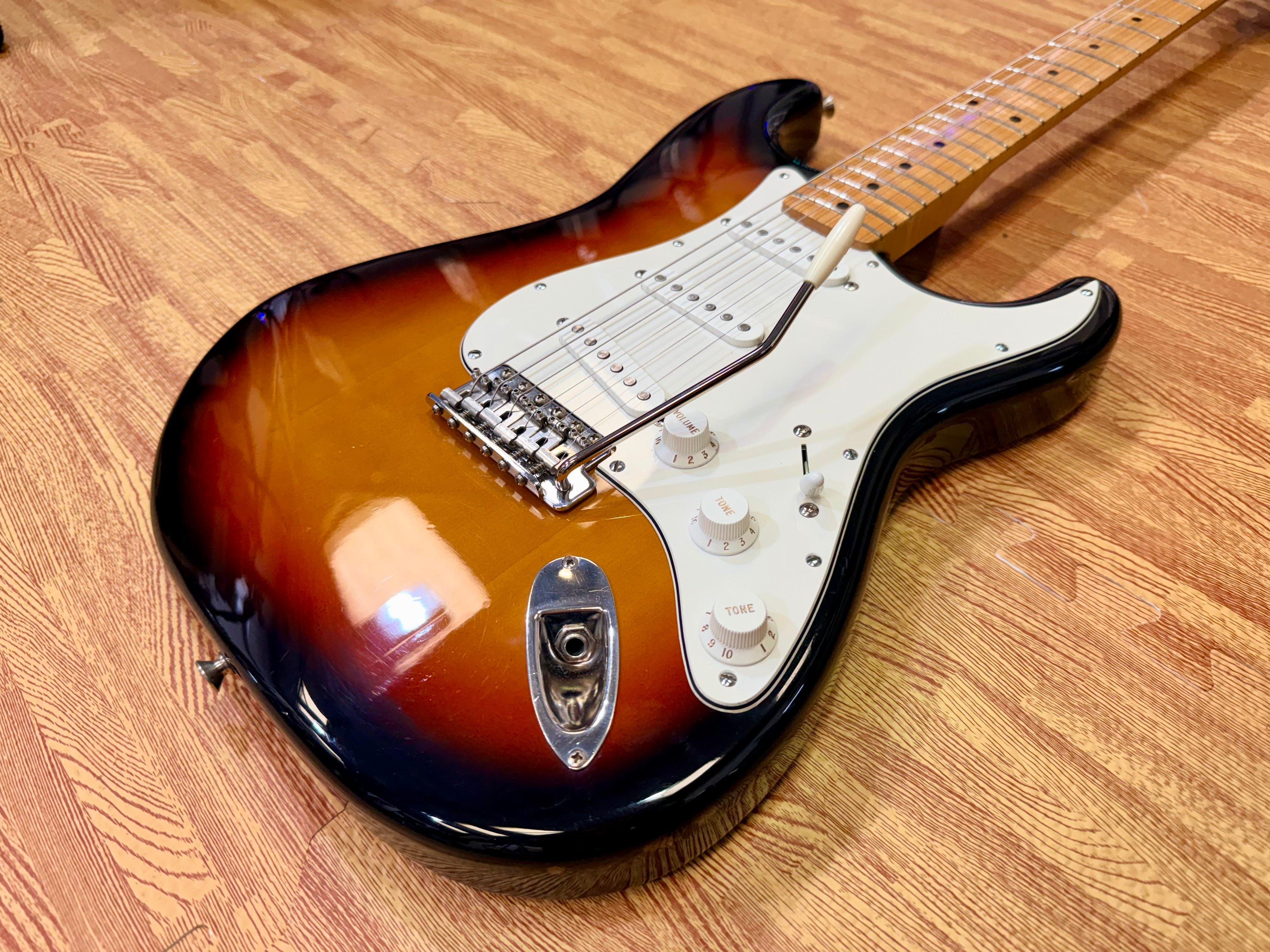 🔥RARE🔥 1994 Fender Squier Silver Series Stratocaster~ Made in Japan~ Sunburst!