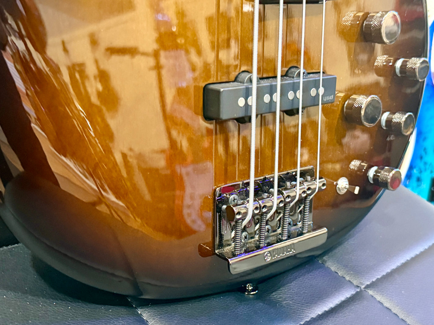 š„MINT 2022š„ Yamaha BB734A Active Bass Guitar~ Dark Coffee Sunburst + Hard Case