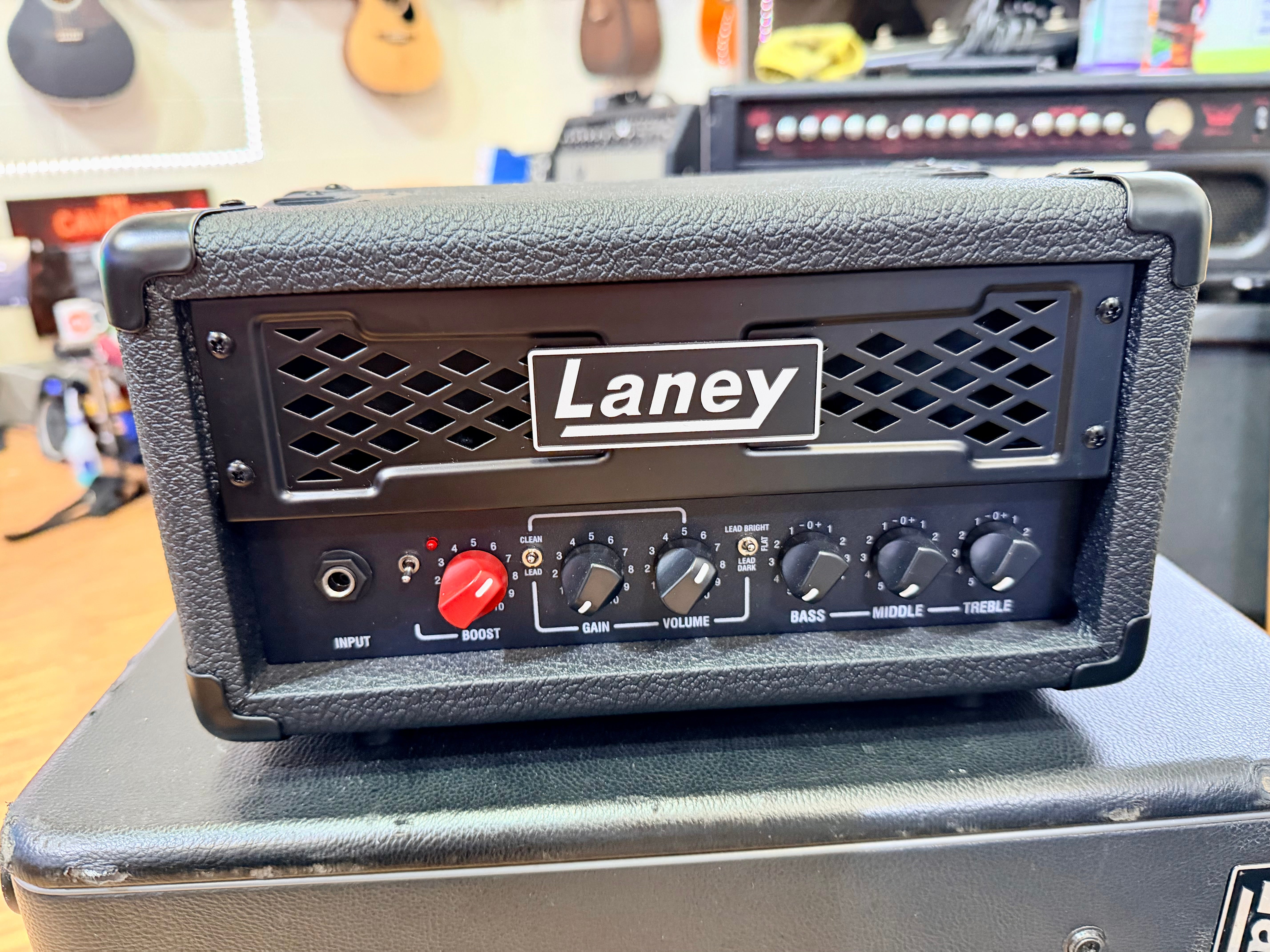 🔥DEAL🔥 Laney Ironheart Foundry Leadtop 60W Head & Laney CUB-212 2x12 Cabinet!