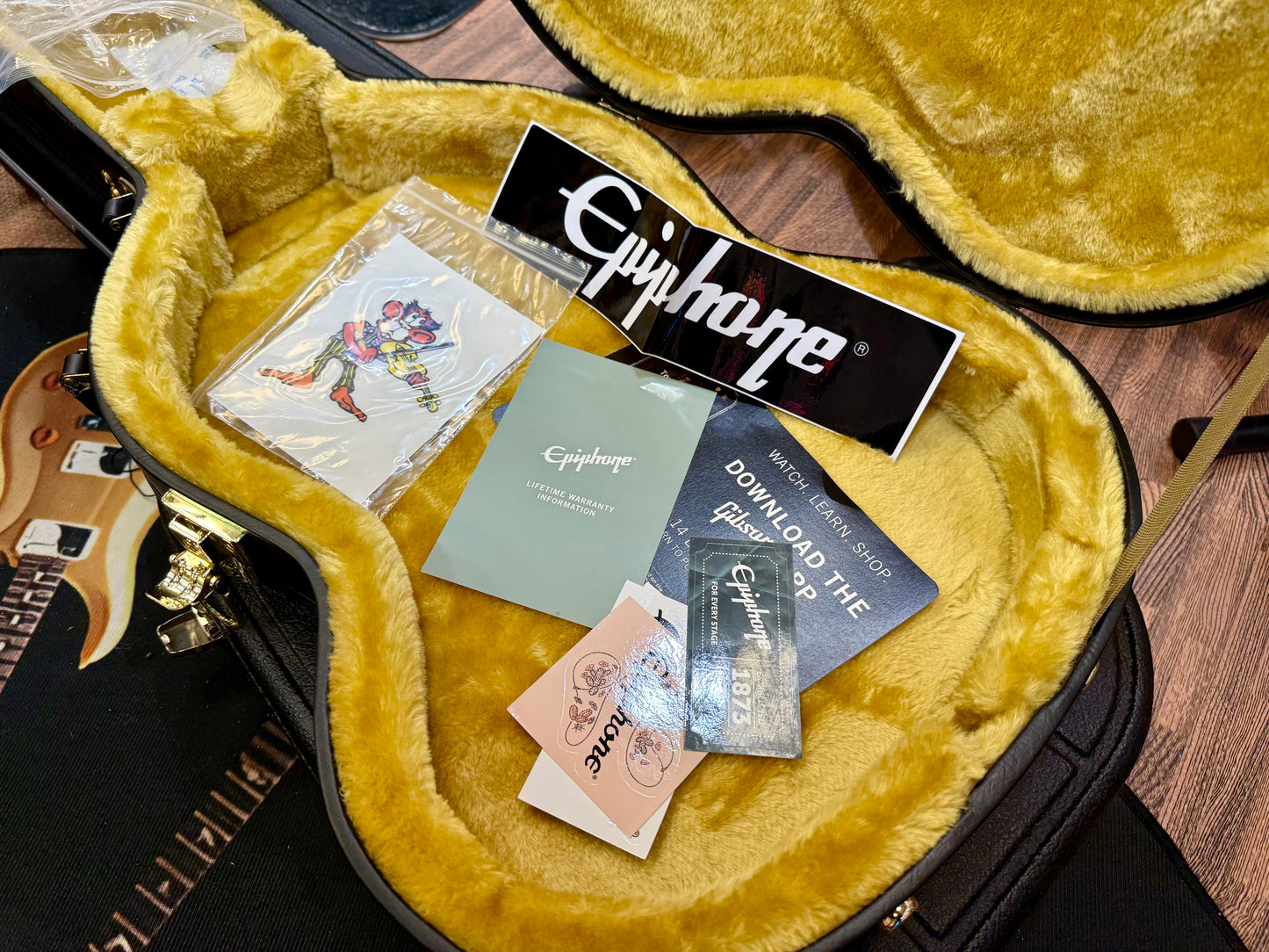 🔥MINT 2022🔥 Epiphone Tony Iommi SG Special P90 ‘Monkey’ Signature + Hard Case!