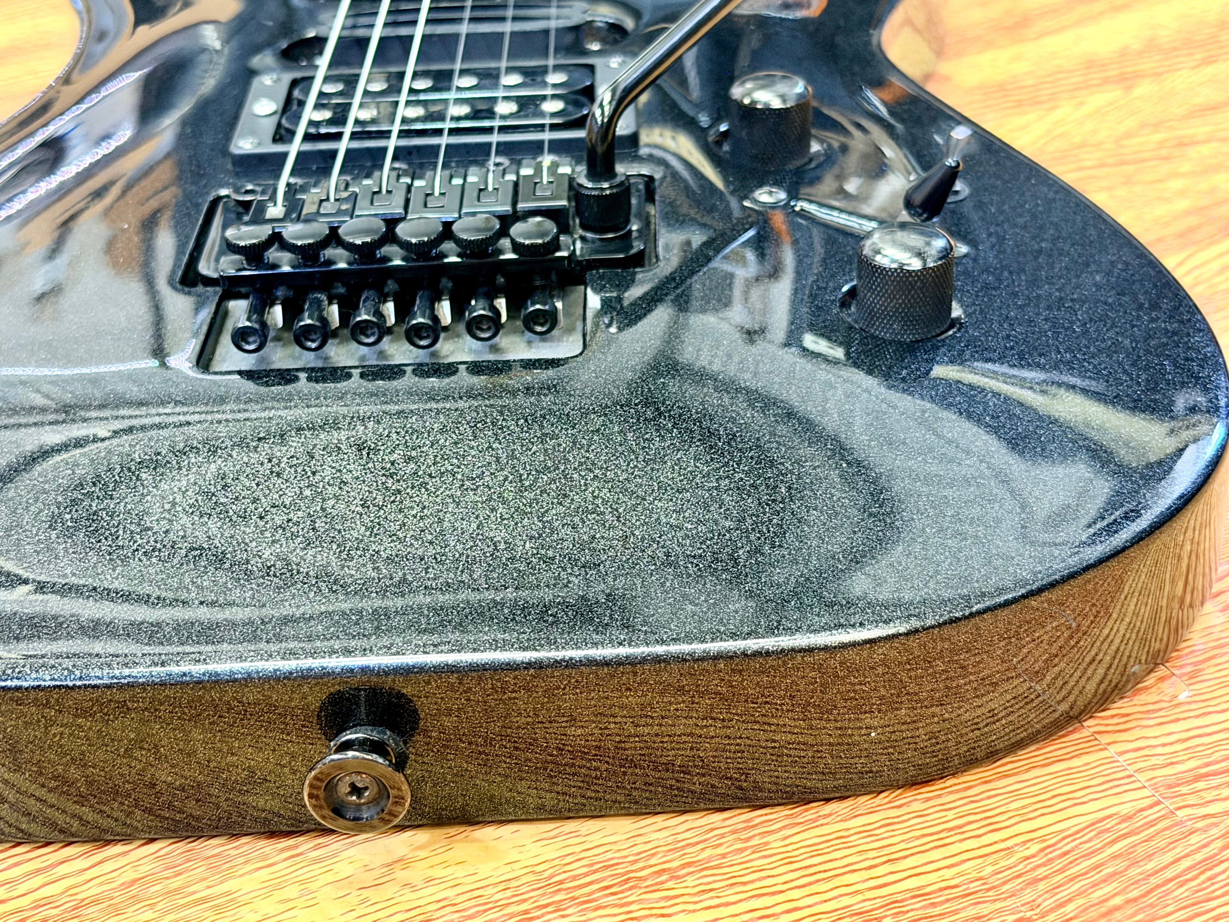 π₯2019π₯ Kramer SM-1 Maximum Steel~ Seymour Duncan Pickups & Floyd Rose Tremolo!