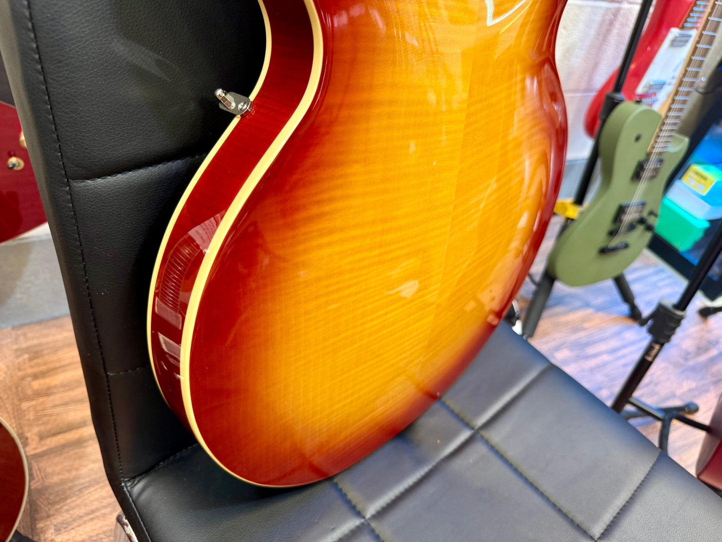 🌟2024 MINT🌟 Epiphone ES-335 Figured~ Raspberry Tea Burst~ Inspired By Gibson!