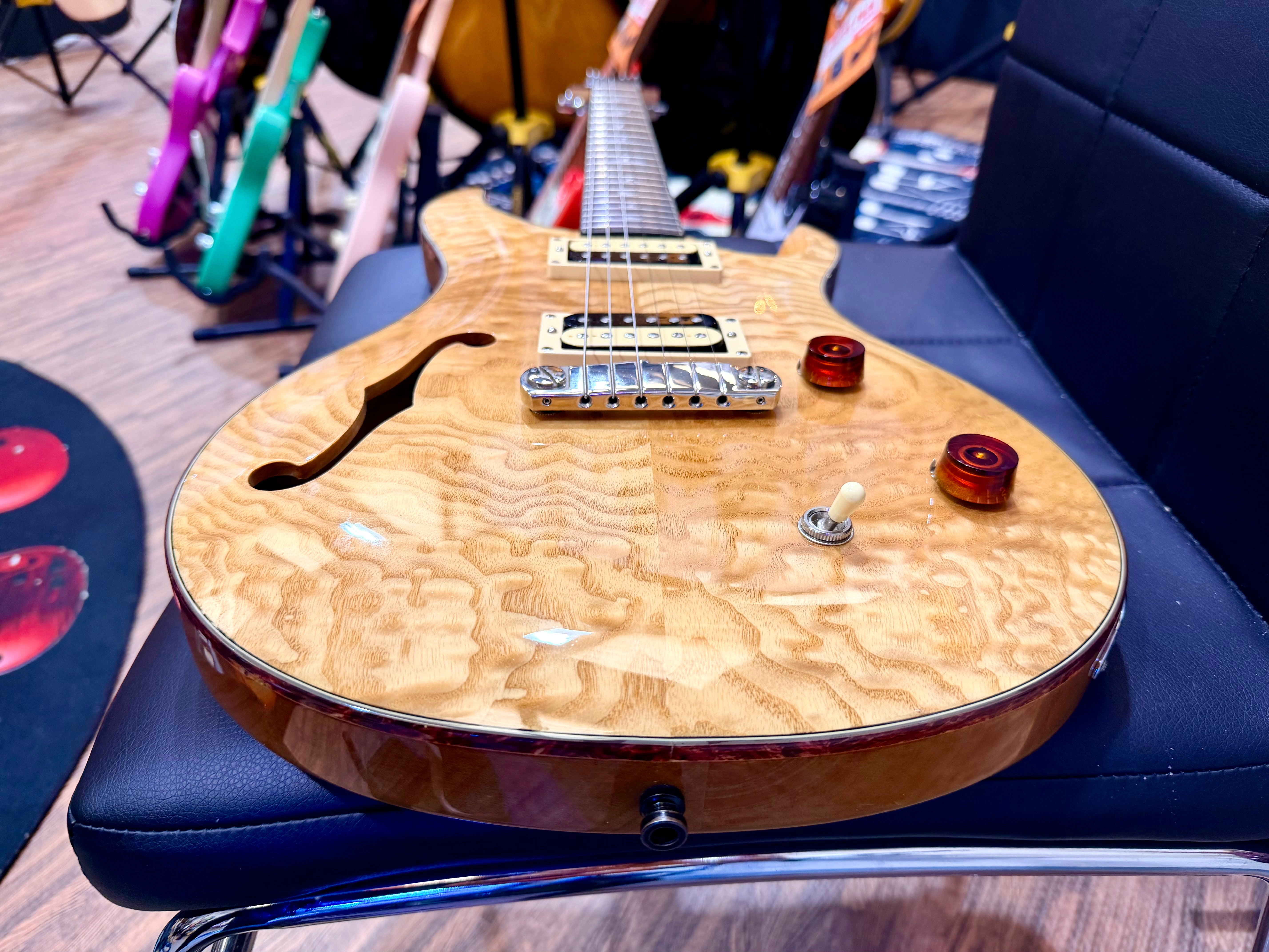 ⚡️RARE⚡️ PRS SE Exotic Custom 22 Semi-Hollow Swamp Ash Quilt~ Limited Run~ 2017!