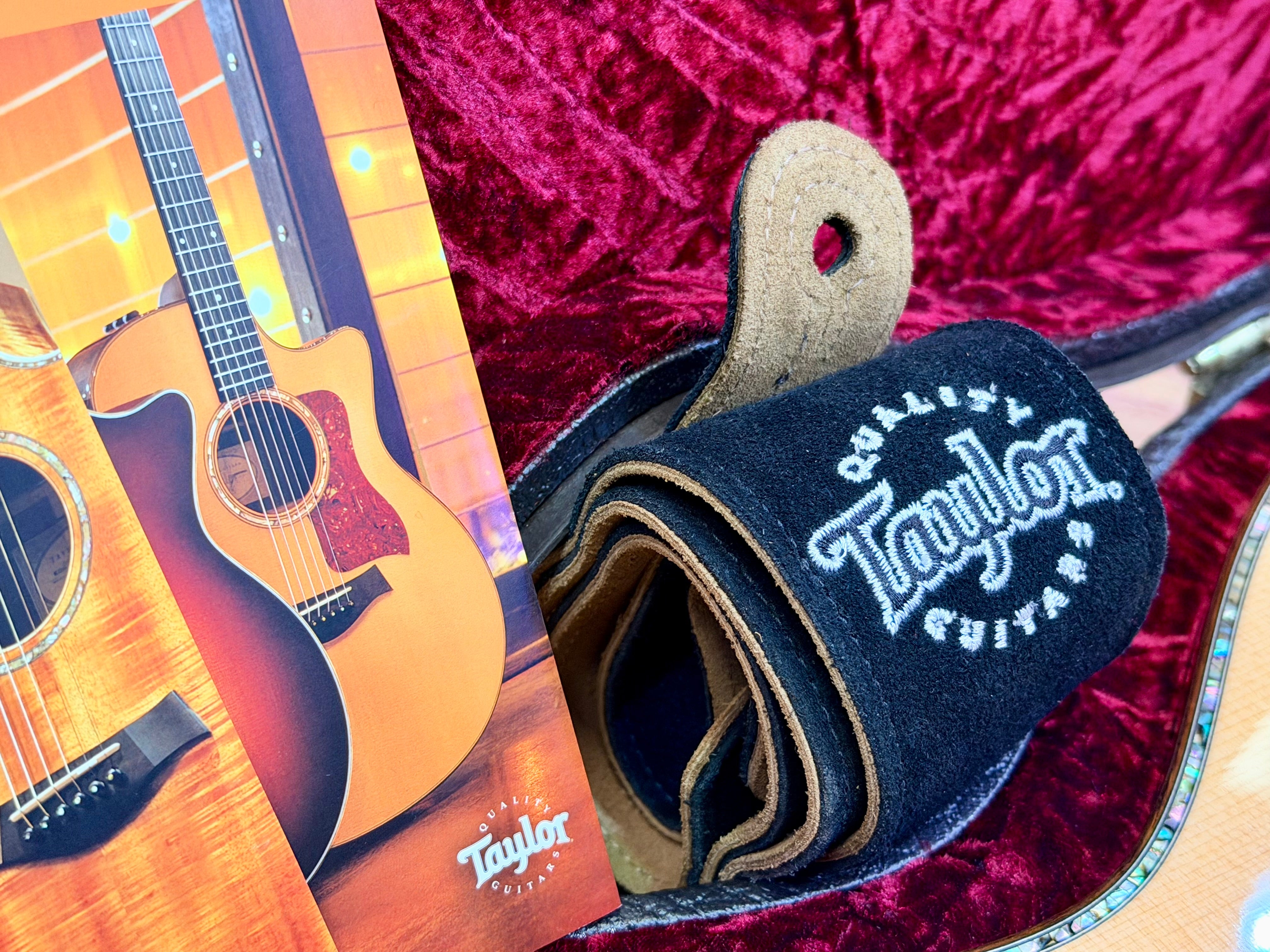 ✨BEAUTIFUL✨ 2011 Taylor 914ce Grand Auditorium~ Cindy Inlay~ Electro Acoustic!