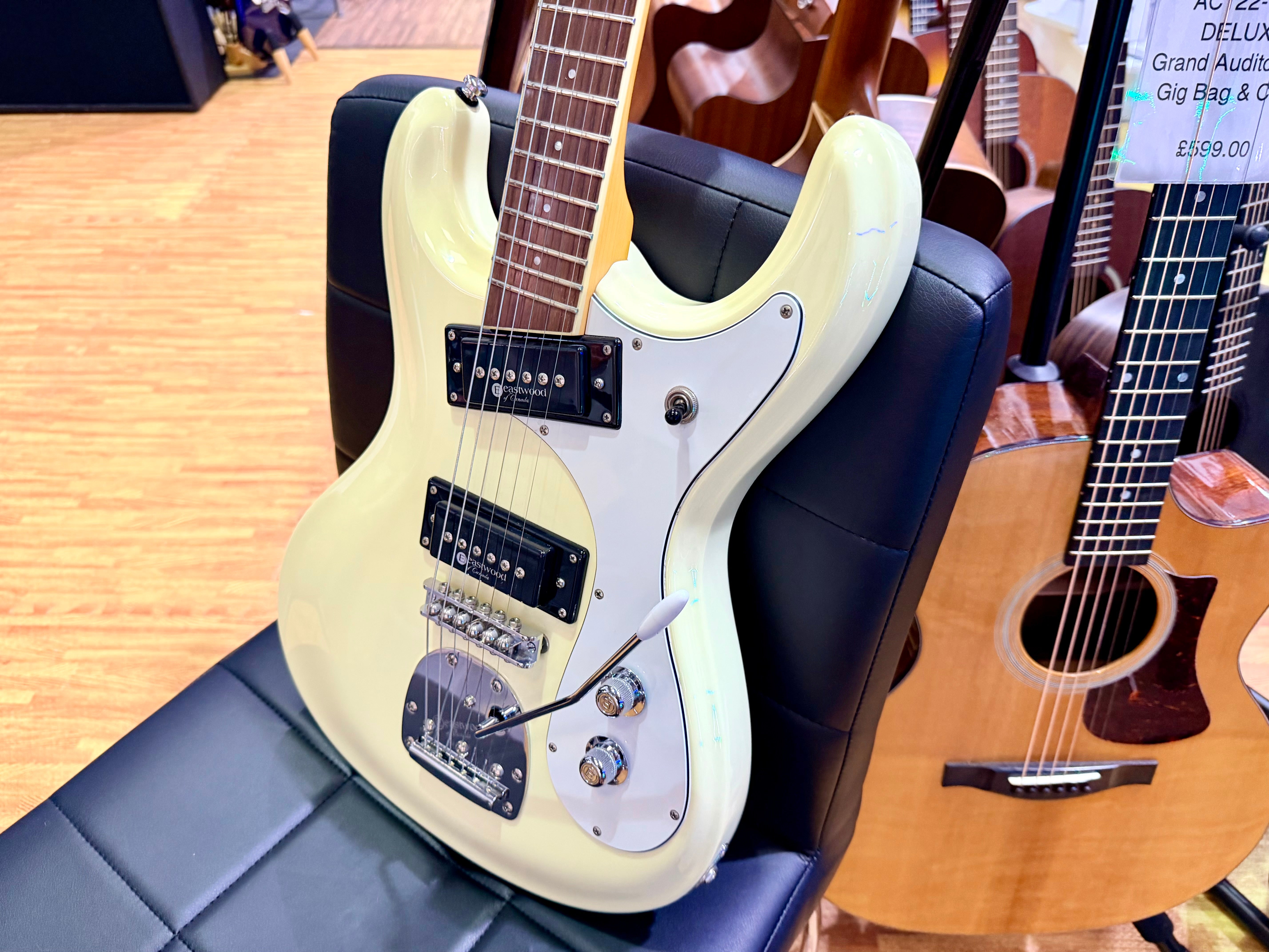 ✨MINT✨ Eastwood Sidejack Pro DLX~ Vintage White 2017 Electric Guitar Mosrite!