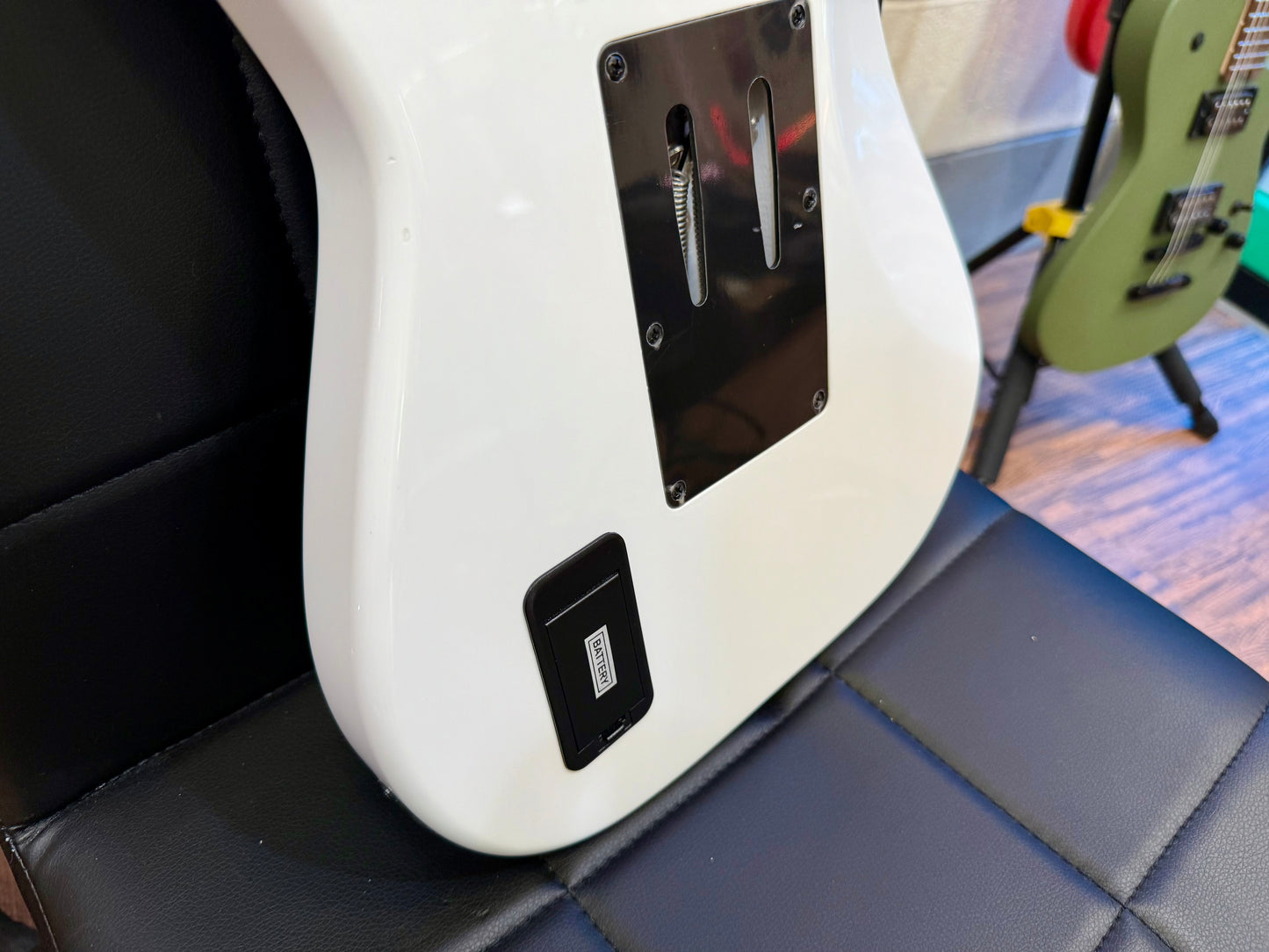 🔥2021🔥 Schecter Sun Valley Super Shredder FR~ Gloss White~ Floyd Rose!