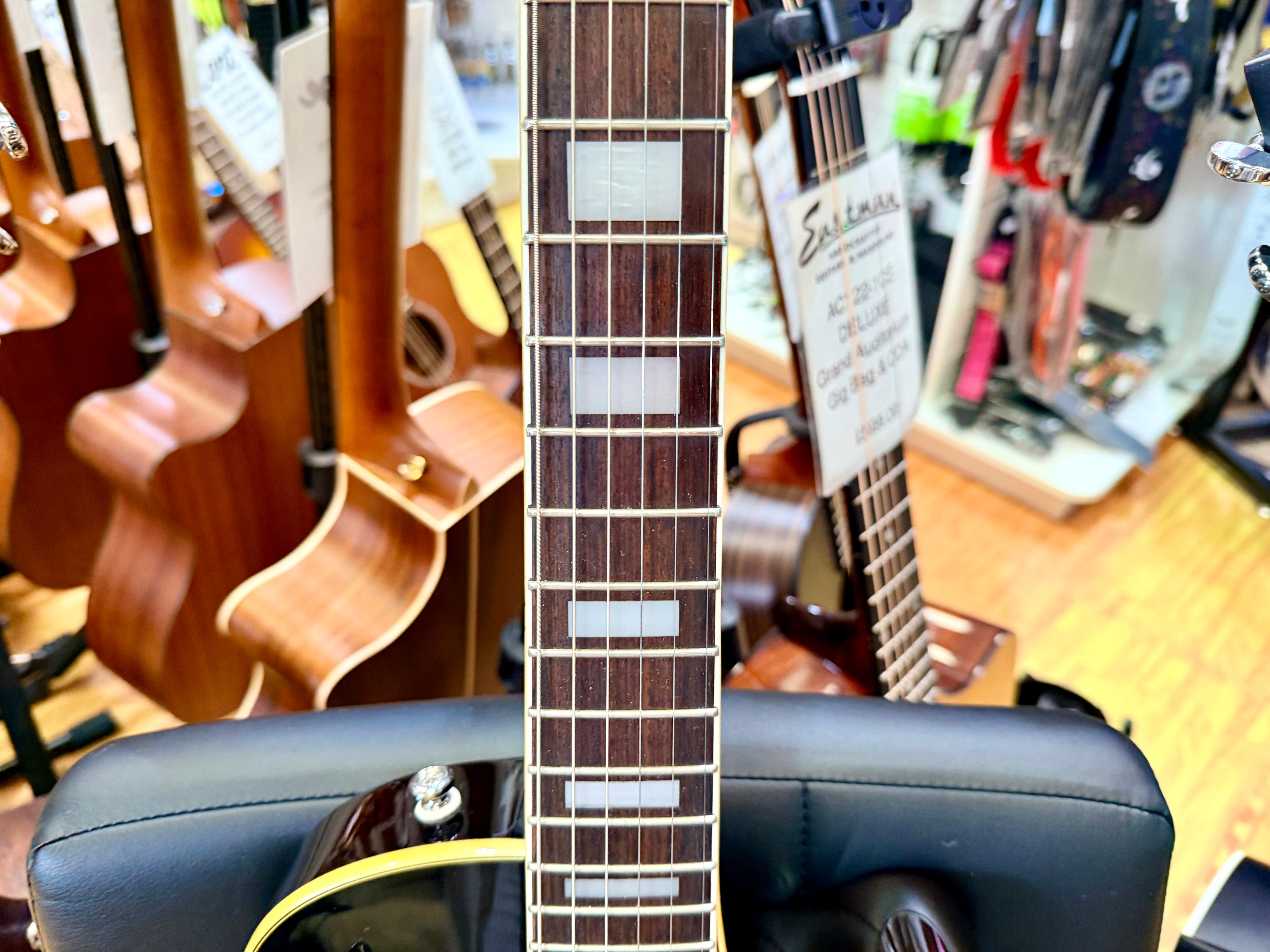 🔥2008🔥 DeArmond M-75 by Guild~ Gloss Black~ Korean Made With USA 2K Pickups!