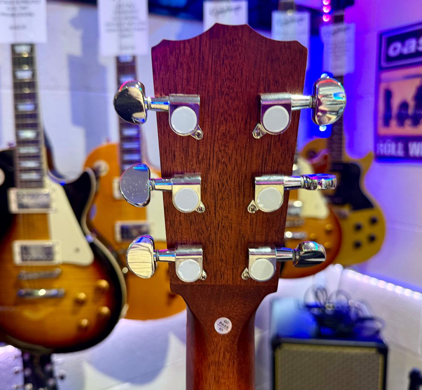 π Ferndale GF2-CE-PLUS Grand Auditorium~Satin Antique Burst Electro Acoustic π