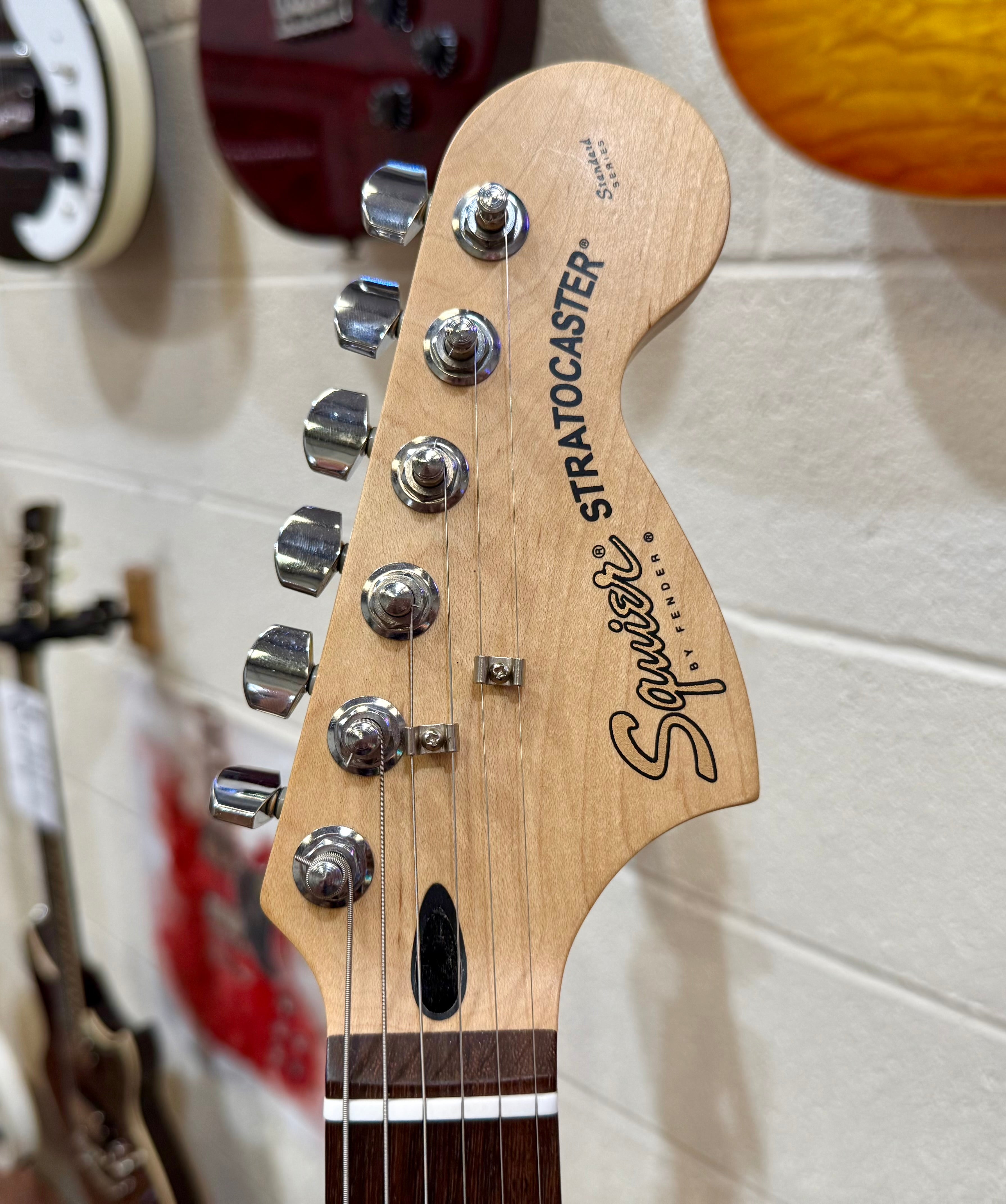 🌟2002🌟Fender Squier Stratocaster~ 20th Anniversary Ltd Edition~ Shoreline Gold!