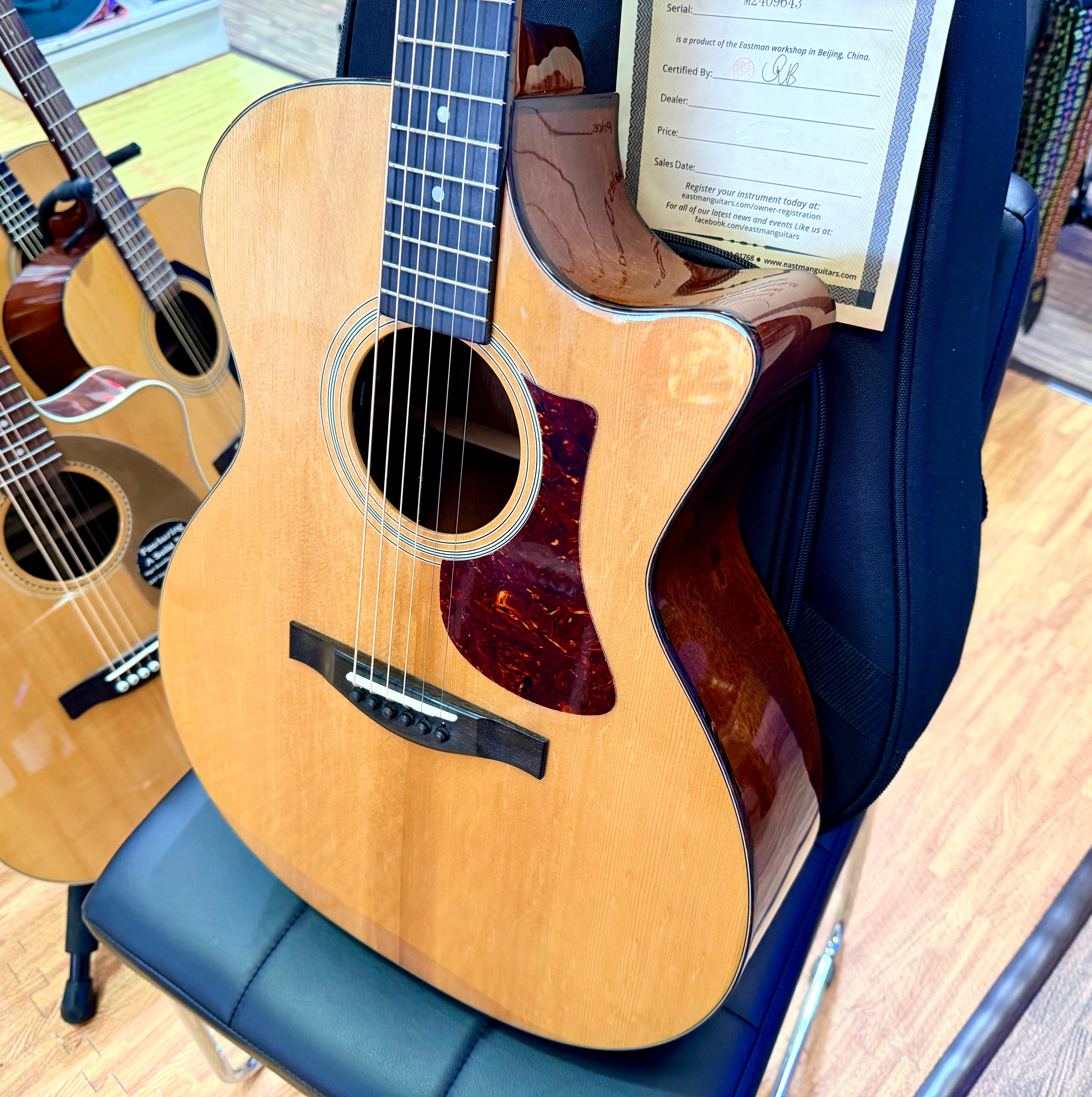 ✨MINT✨ 2024 Eastman AC122-1CE DLX Deluxe Electro Acoustic Guitar~ Natural + Bag!