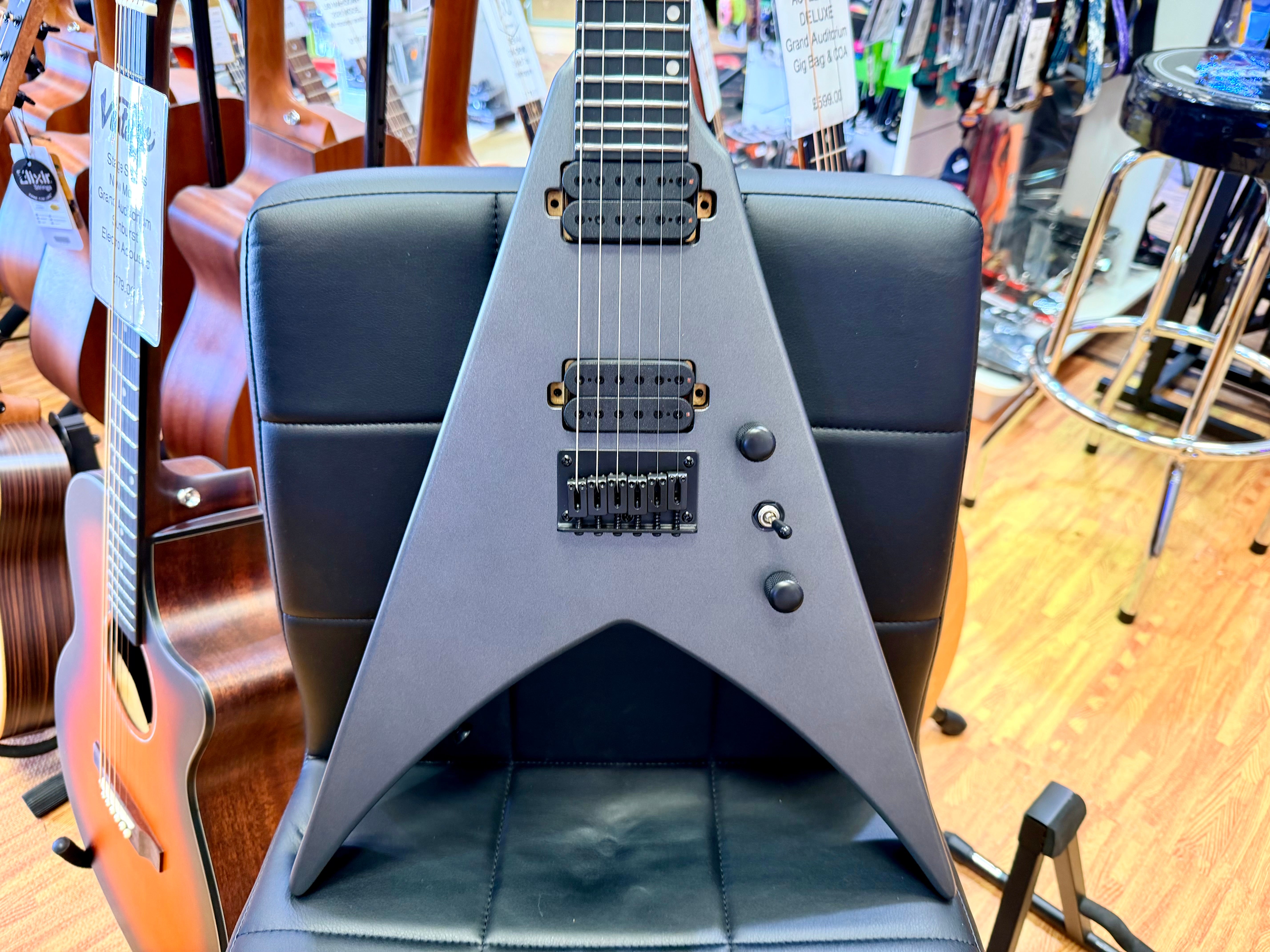 ⚡️NEW⚡️ Spira V-400 Satin Black Electric Guitar~ HH Locking Tuners~ Flying V!
