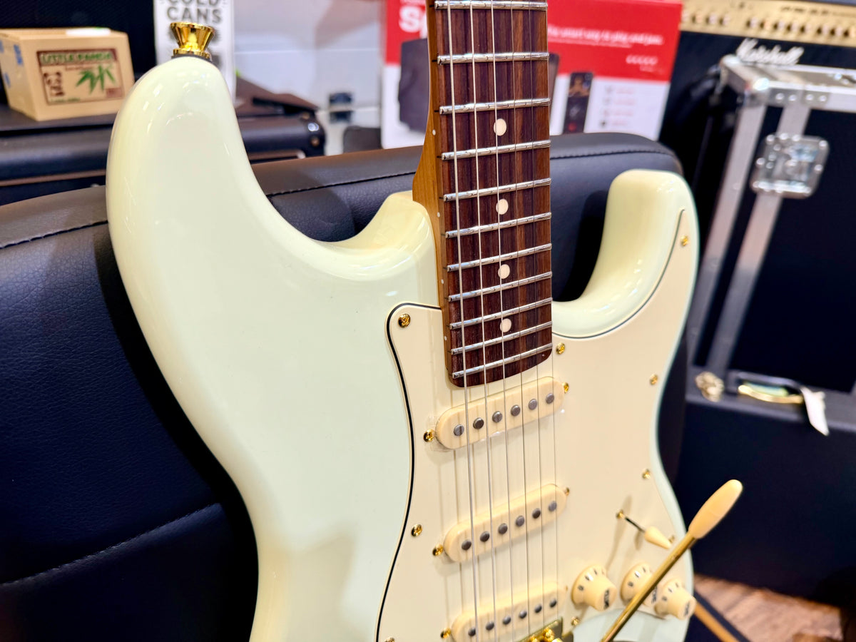 ⚡️NEW⚡️ Jet JS-380 OW Rosewood Electric Guitar~ Olympic White with Gold Hardware