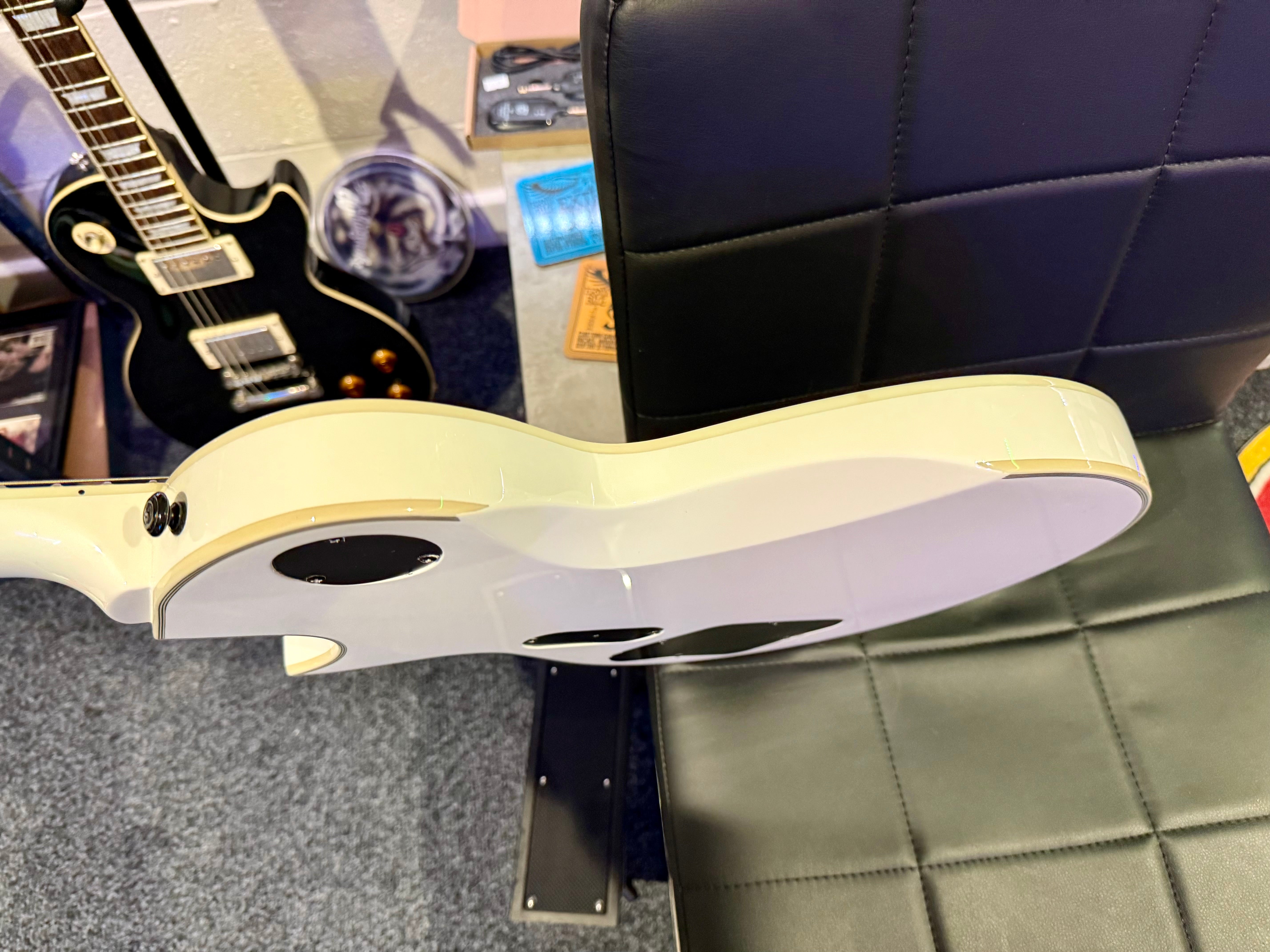 🔥MINT🔥 ESP LTD James Hetfield Iron Cross Signature~ Metallica~ Snow White~2018