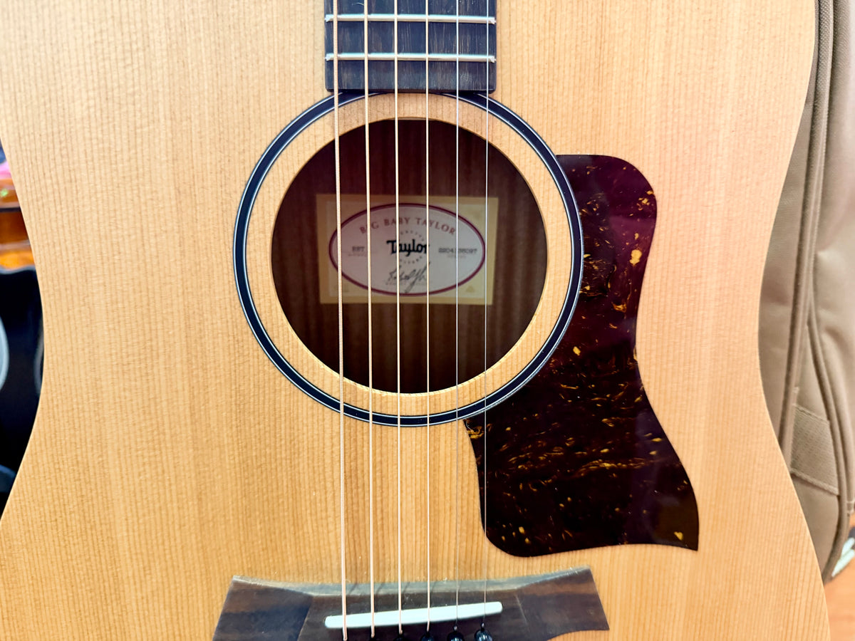2026 Taylor Big Baby BBT Acoustic Guitar~ Natural~ Ex-Demo Mint + GigBag