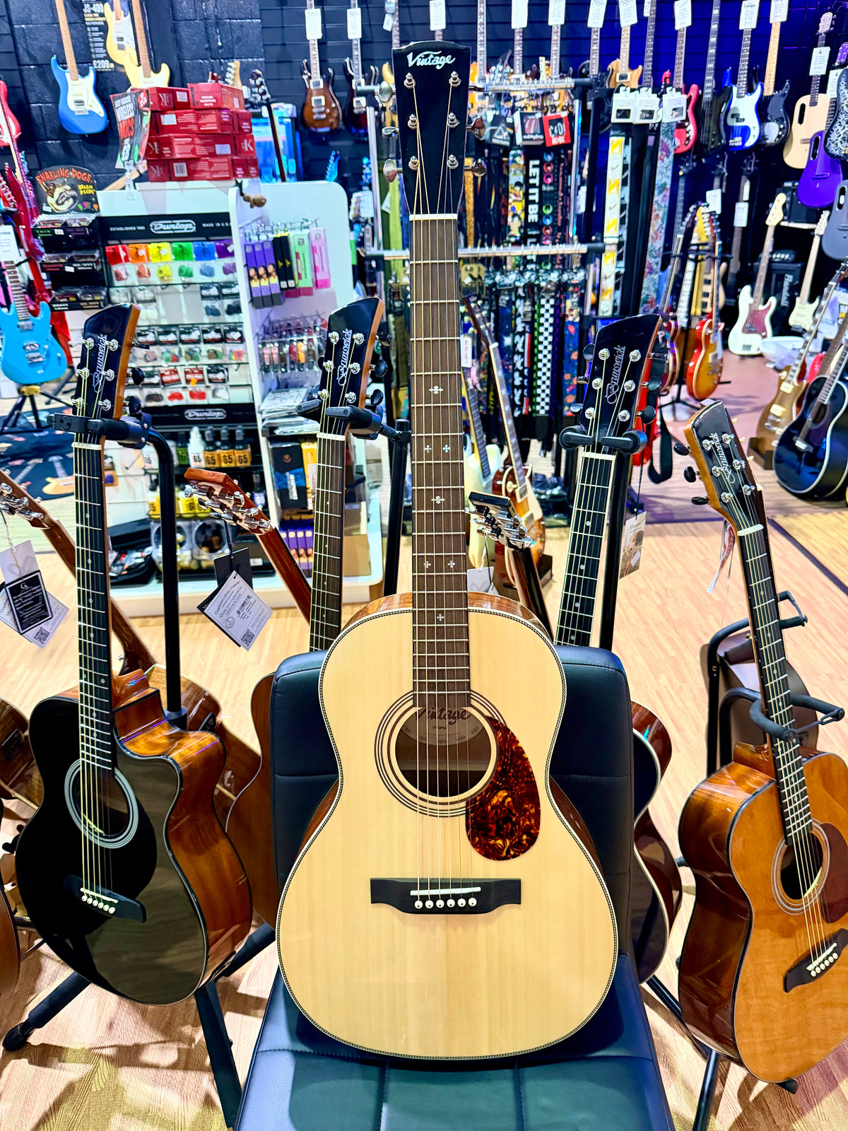 Vintage V900PNC Solid Spruce Parlour Acoustic Guitar~ Orchestral OM Solid Top