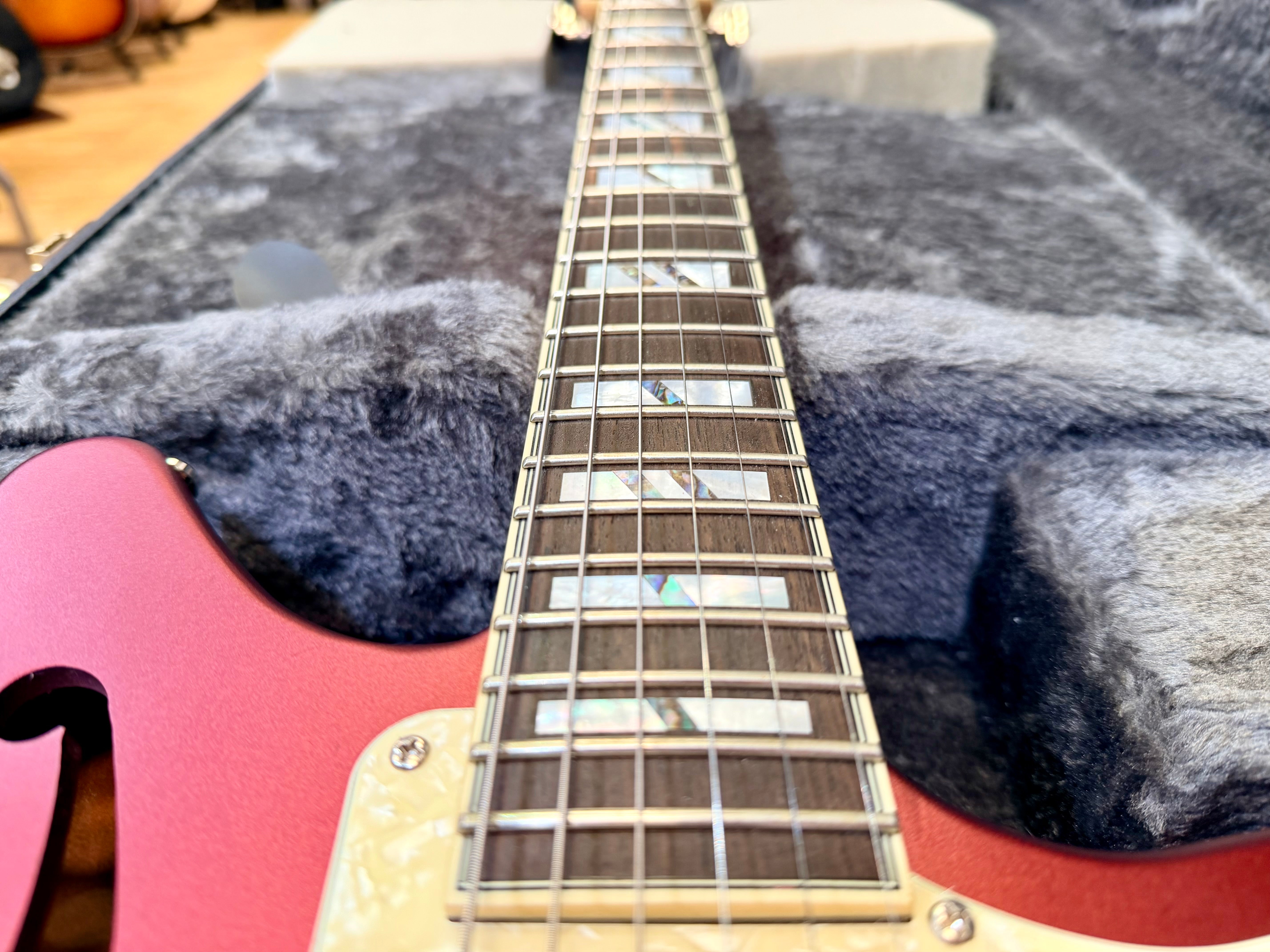 ✨1/50✨ D'Angelico Deluxe Bedford SH Limited Edition Matte Wine Semi Hollow!