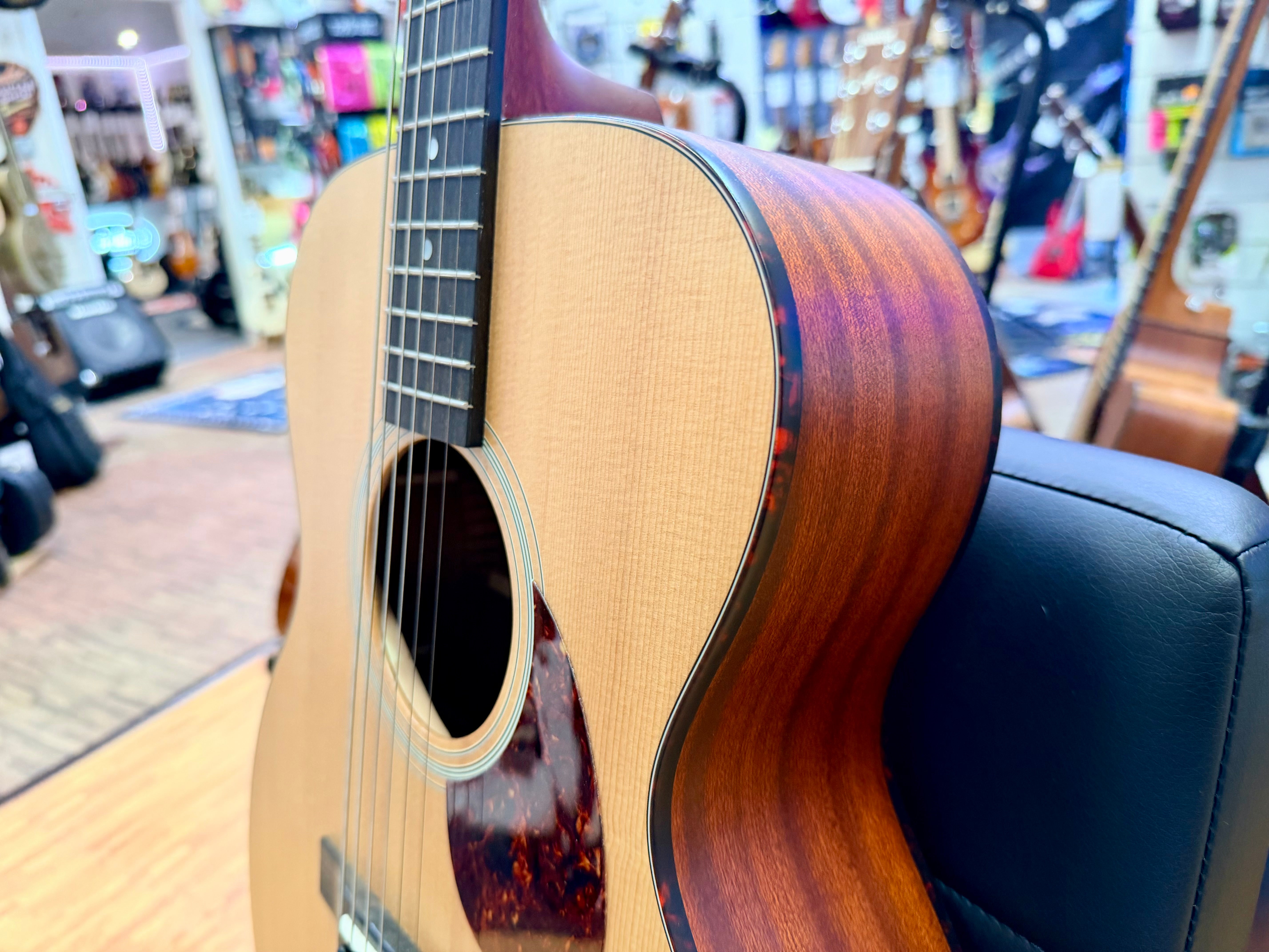 ✨2024✨ Eastman E1OM Orchestra Acoustic Guitar in Natural + Gig Bag~ All Solid!