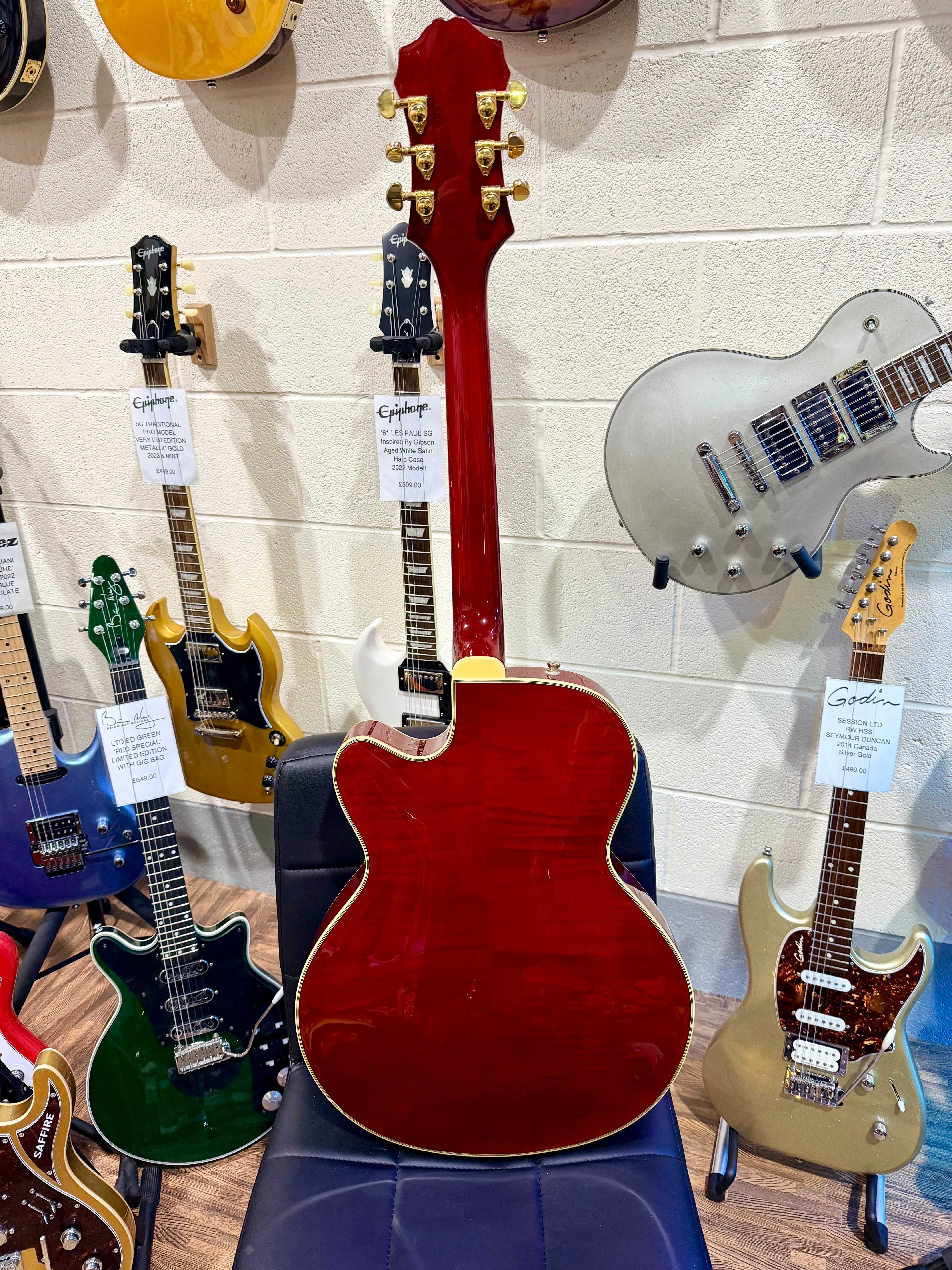 🔥MINT 2019🔥 Epiphone Joe Pass Emperor II Pro~ Rare Wine Red Hollowbody + Hard Case