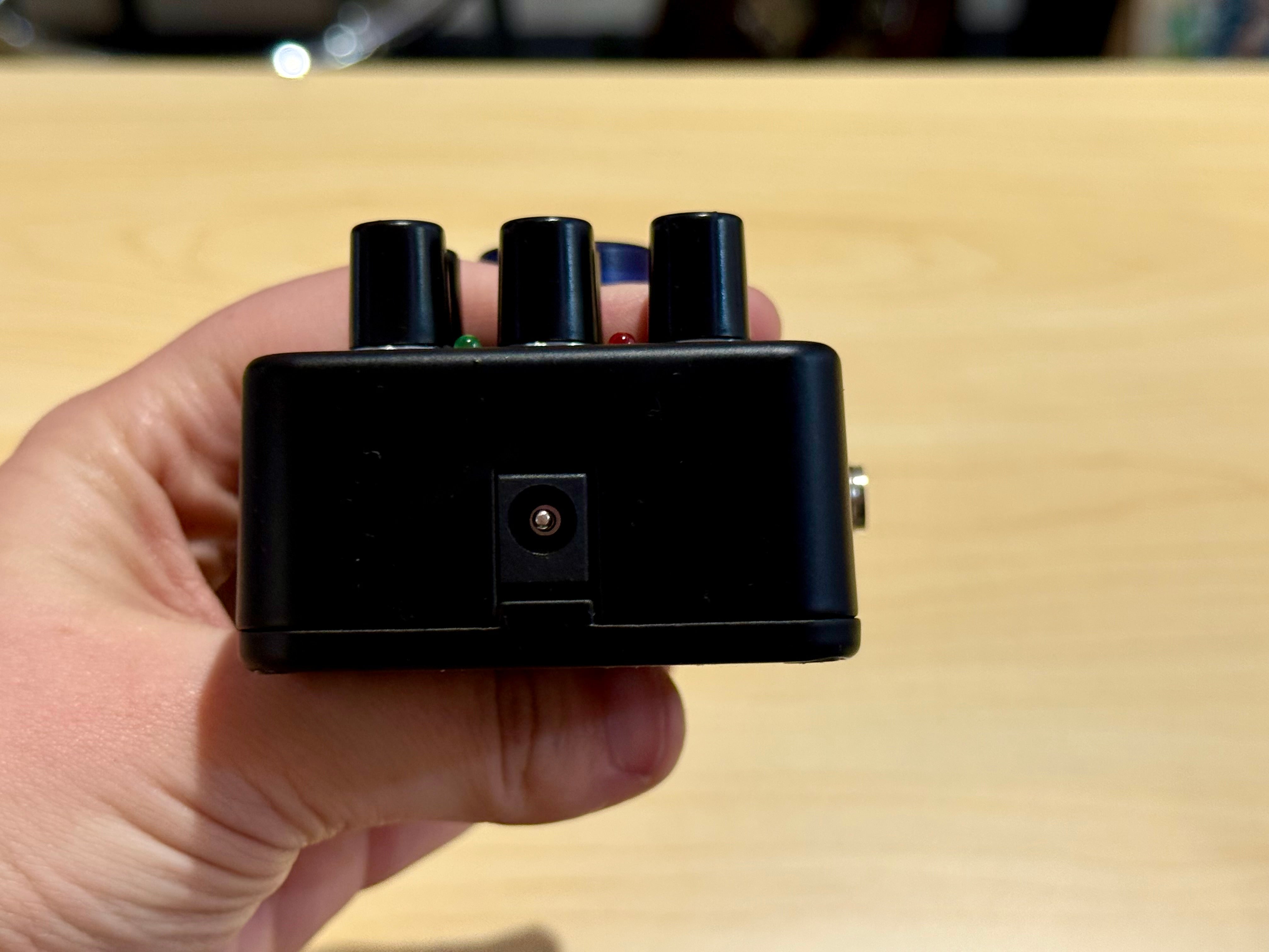 🎸 Electro Harmonix Nano Metal Muff~ Guitar Fuzz Effects Pedal Unit 🎸