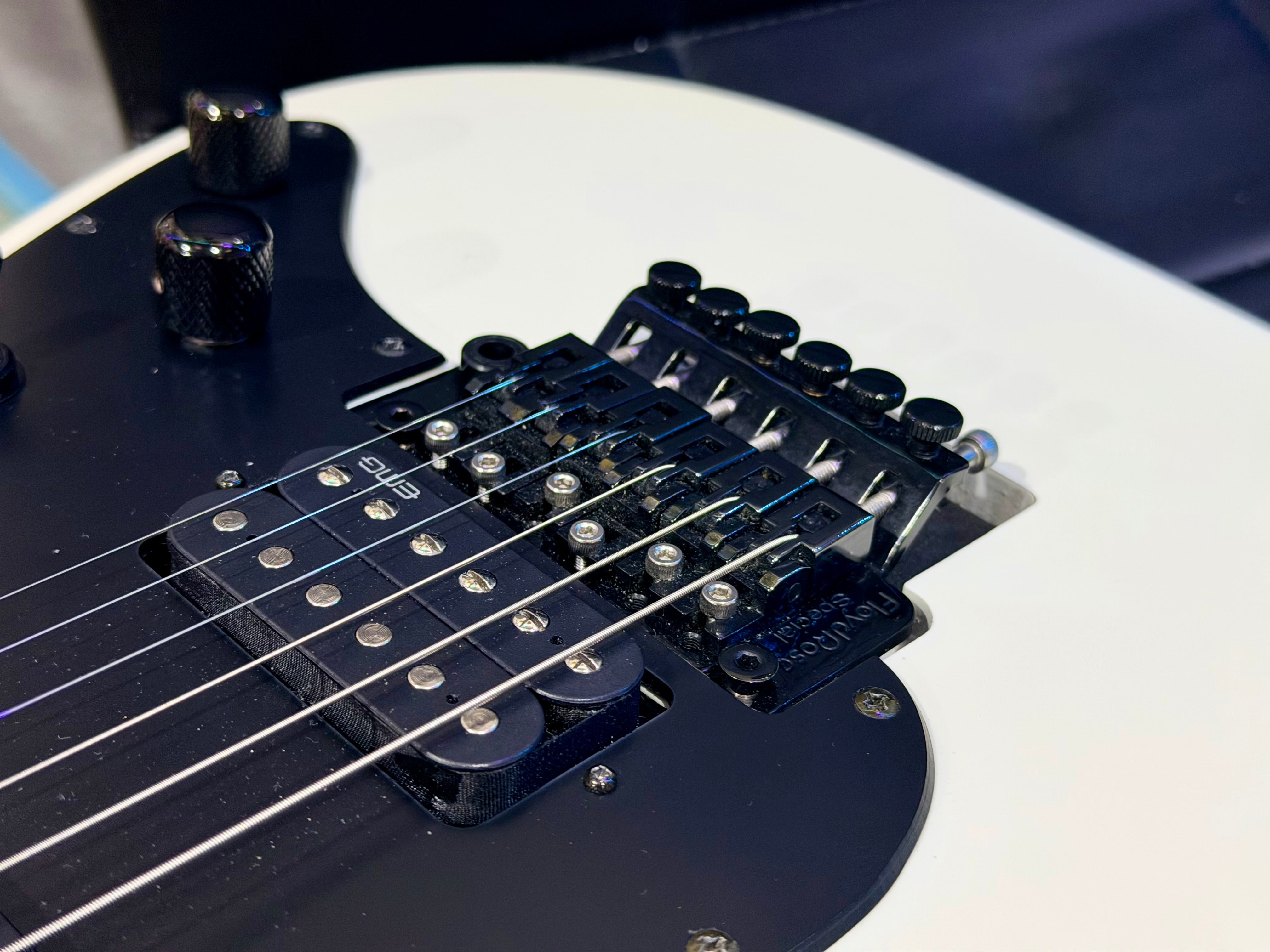 🔥2017🔥 Schecter Sun Valley Super Shredder FR~ Gloss White~ Floyd Rose!