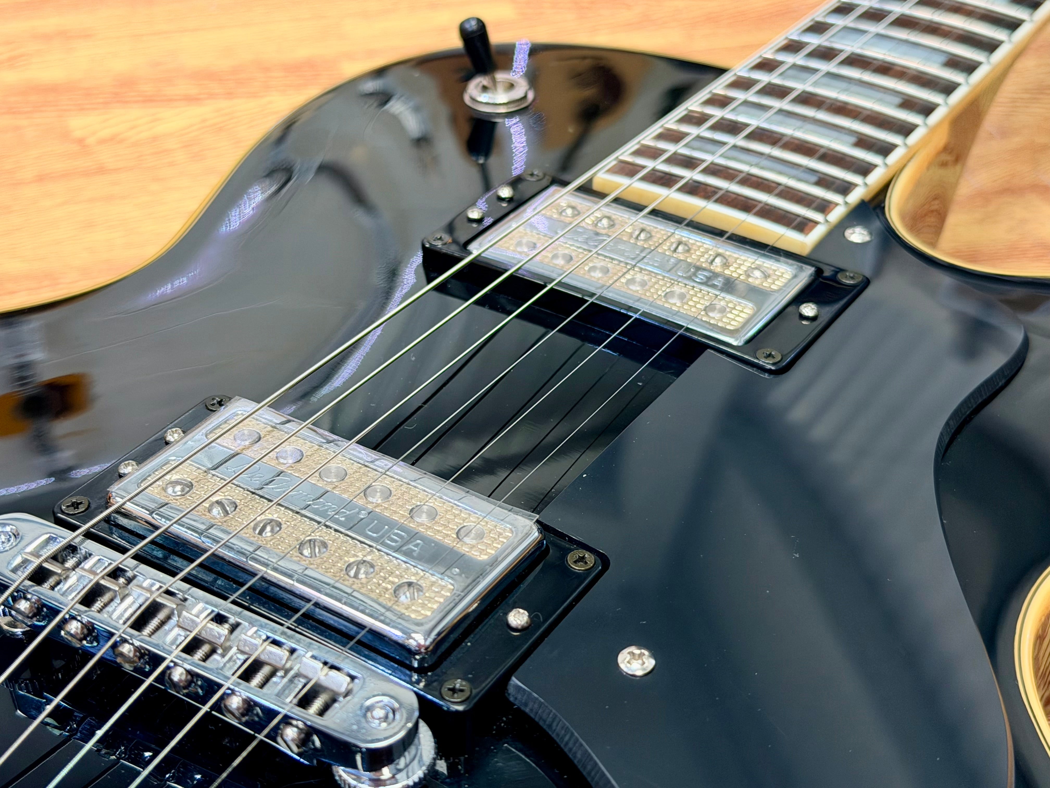 🔥2008🔥 DeArmond M-75 by Guild~ Gloss Black~ Korean Made With USA 2K Pickups!