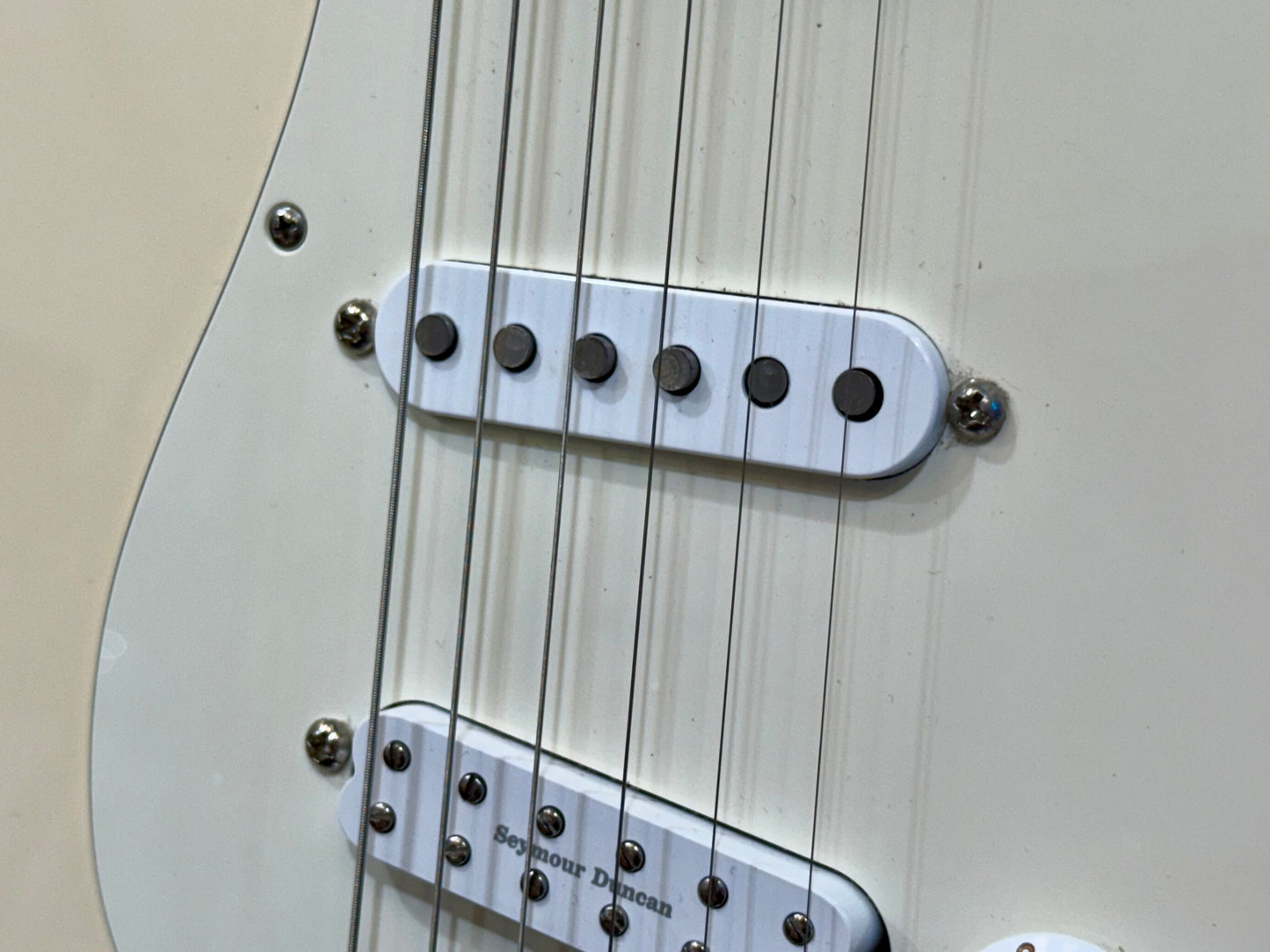 š„2020š„ Fender Ed OāBrien Sustainer Stratocaster~ Artist Series Signature~White