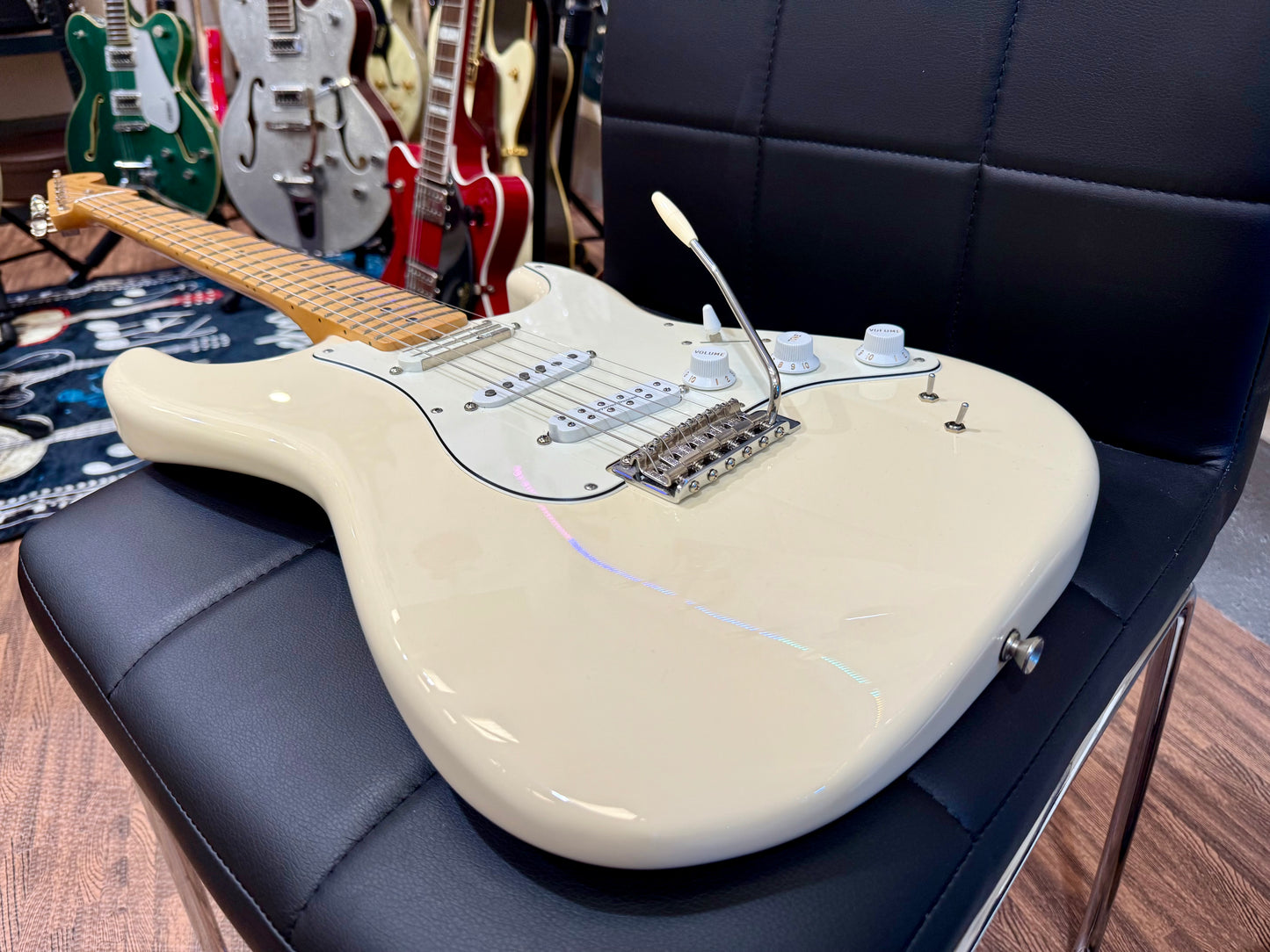 š„2020š„ Fender Ed OāBrien Sustainer Stratocaster~ Artist Series Signature~White