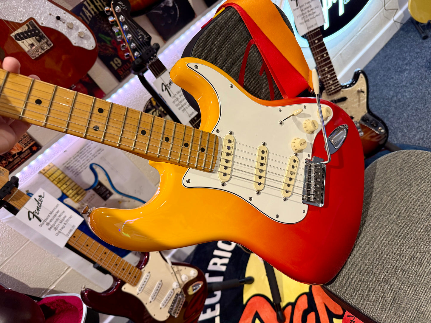 ☀️LIMITED EDITION☀️ Fender Player Plus Stratocaster ~ Tequila Sunrise~ Mexican!
