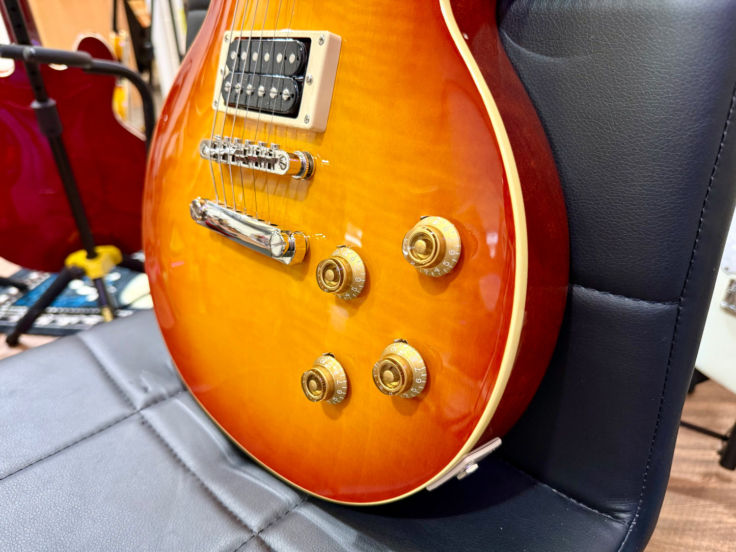 🌟MINT 2025🌟 Epiphone Les Paul Standard 50s Figured~ Washed Cherry Sunburst!