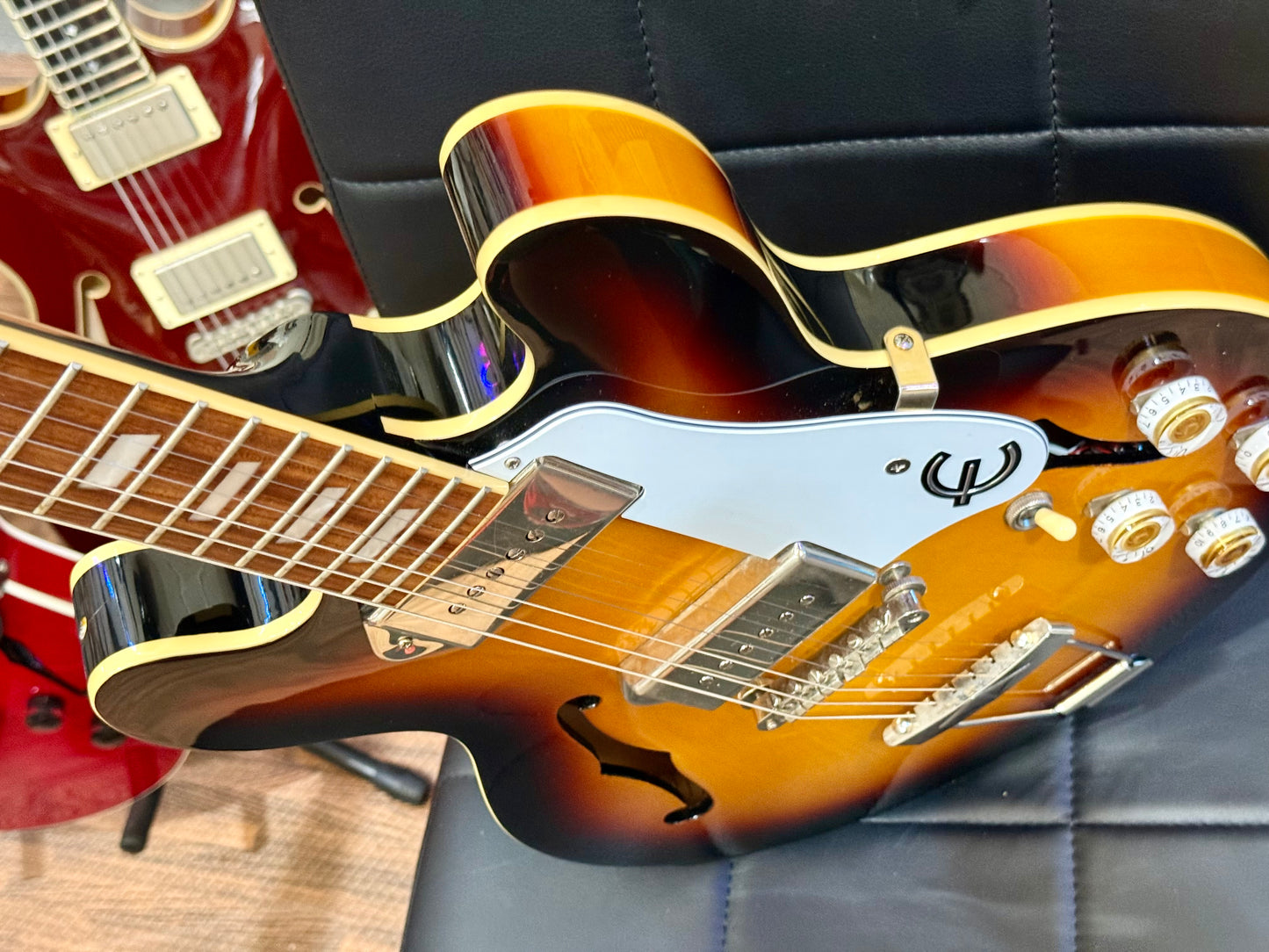 🎸2018🎸 Epiphone Casino Coupe VS~ Hollowbody Electric Guitar~ Vintage Sunburst!