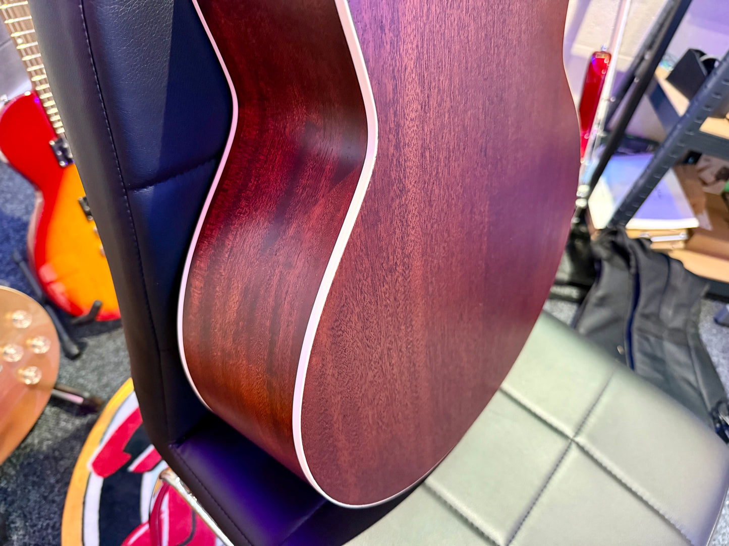 π Ferndale GF2-CE-PLUS Grand Auditorium~Satin Antique Burst Electro Acoustic π