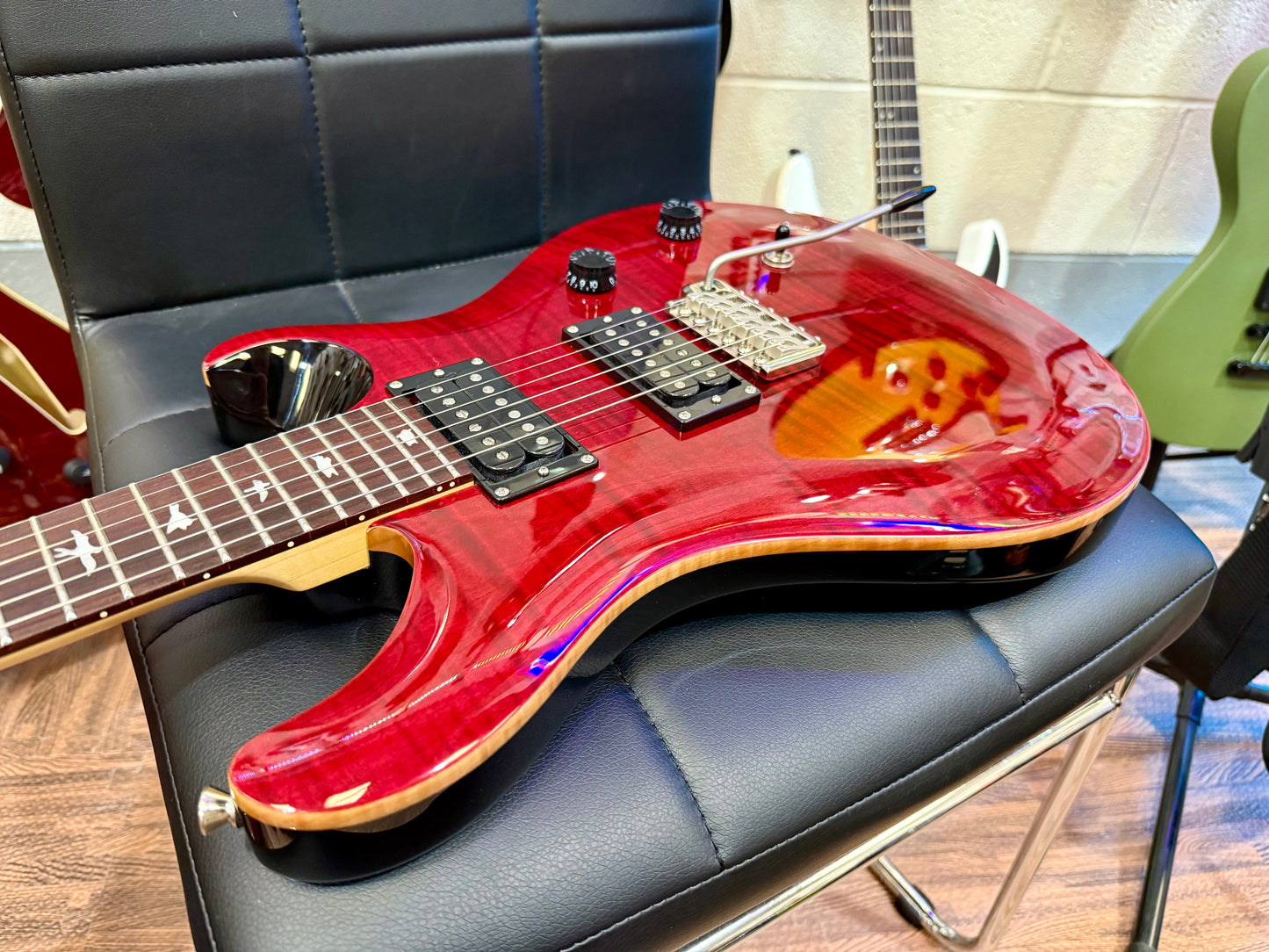 ๐2023 MINT ๐ PRS SE CE 24 Electric Guitar in Black Cherry~ Gig Bag!